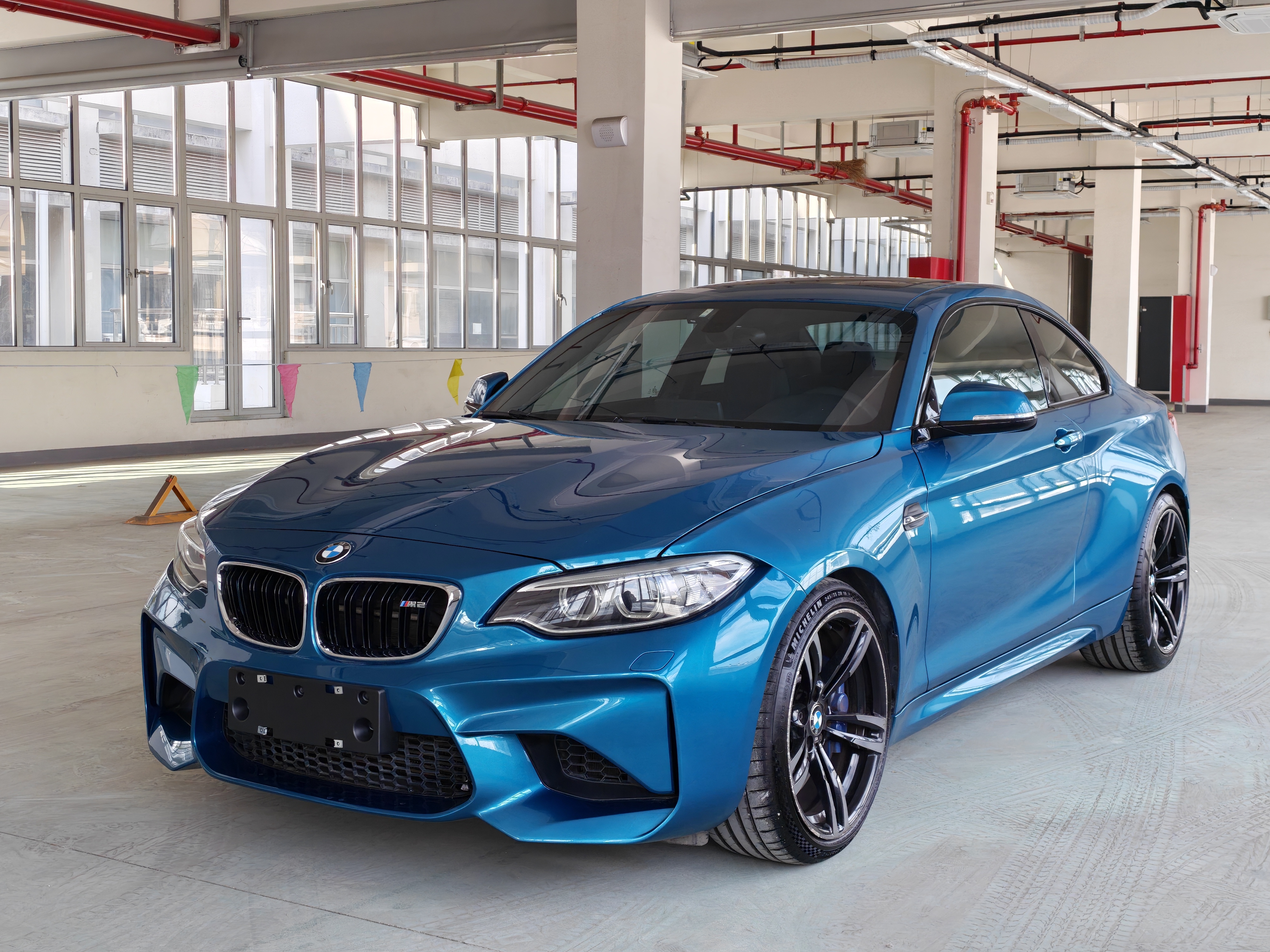BMW M2 2017 car image 