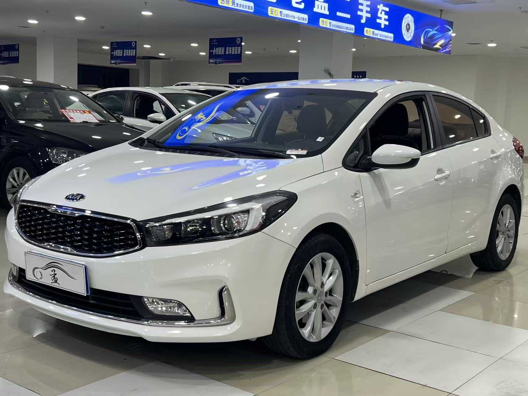 Kia K3 2018 car image 