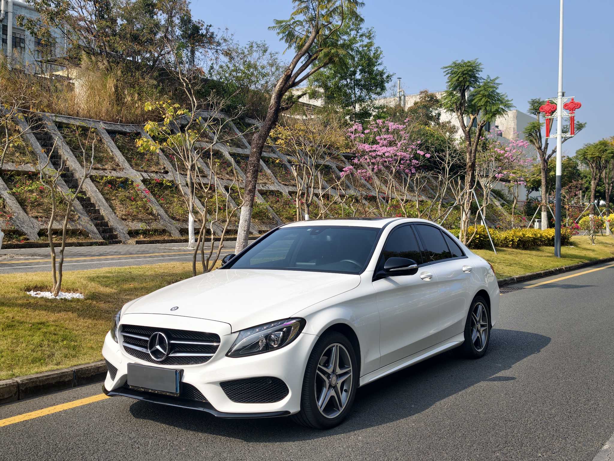 Mercedes-Benz C Class 2016 car image 