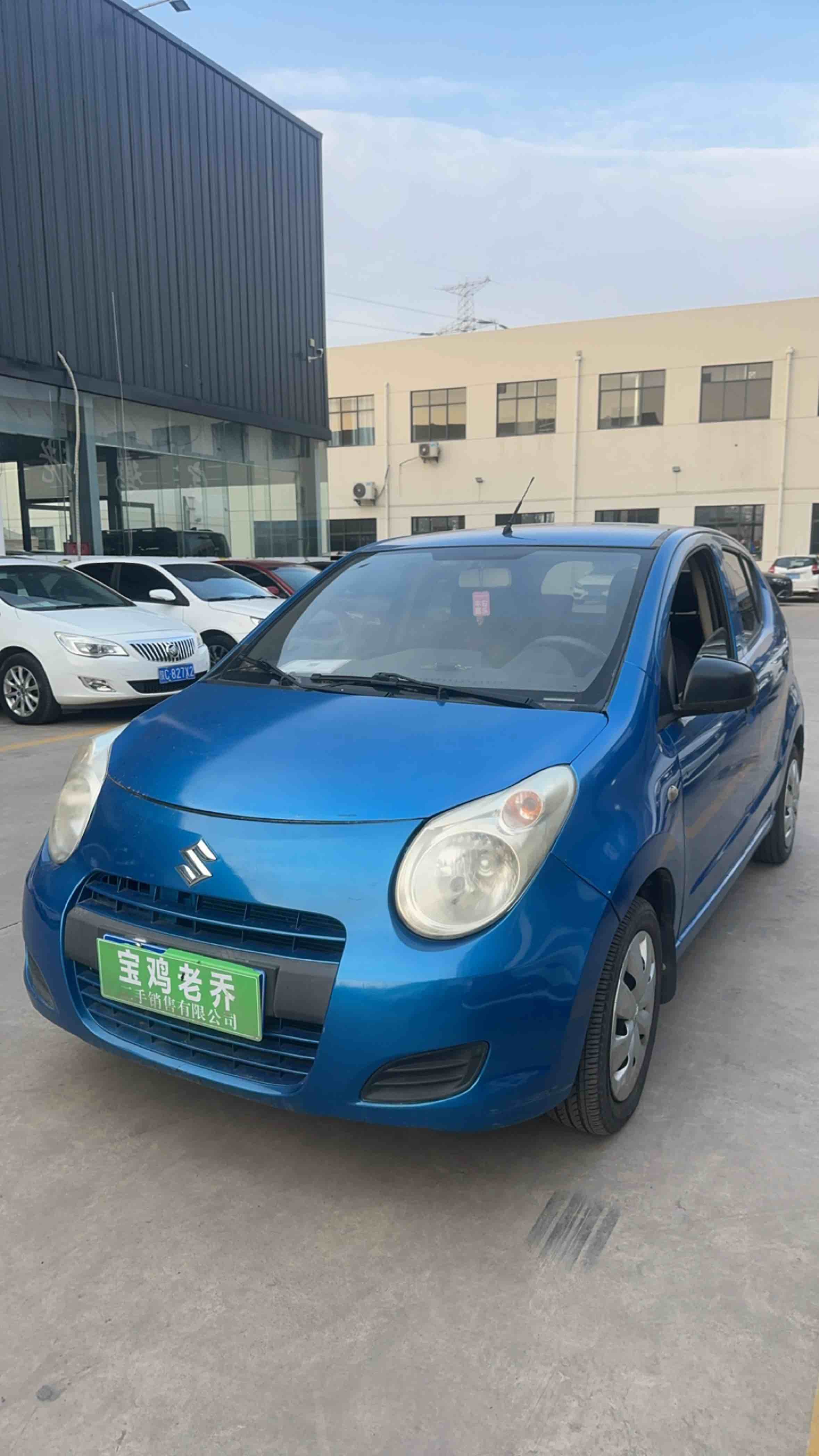 Suzuki 2012 car image 