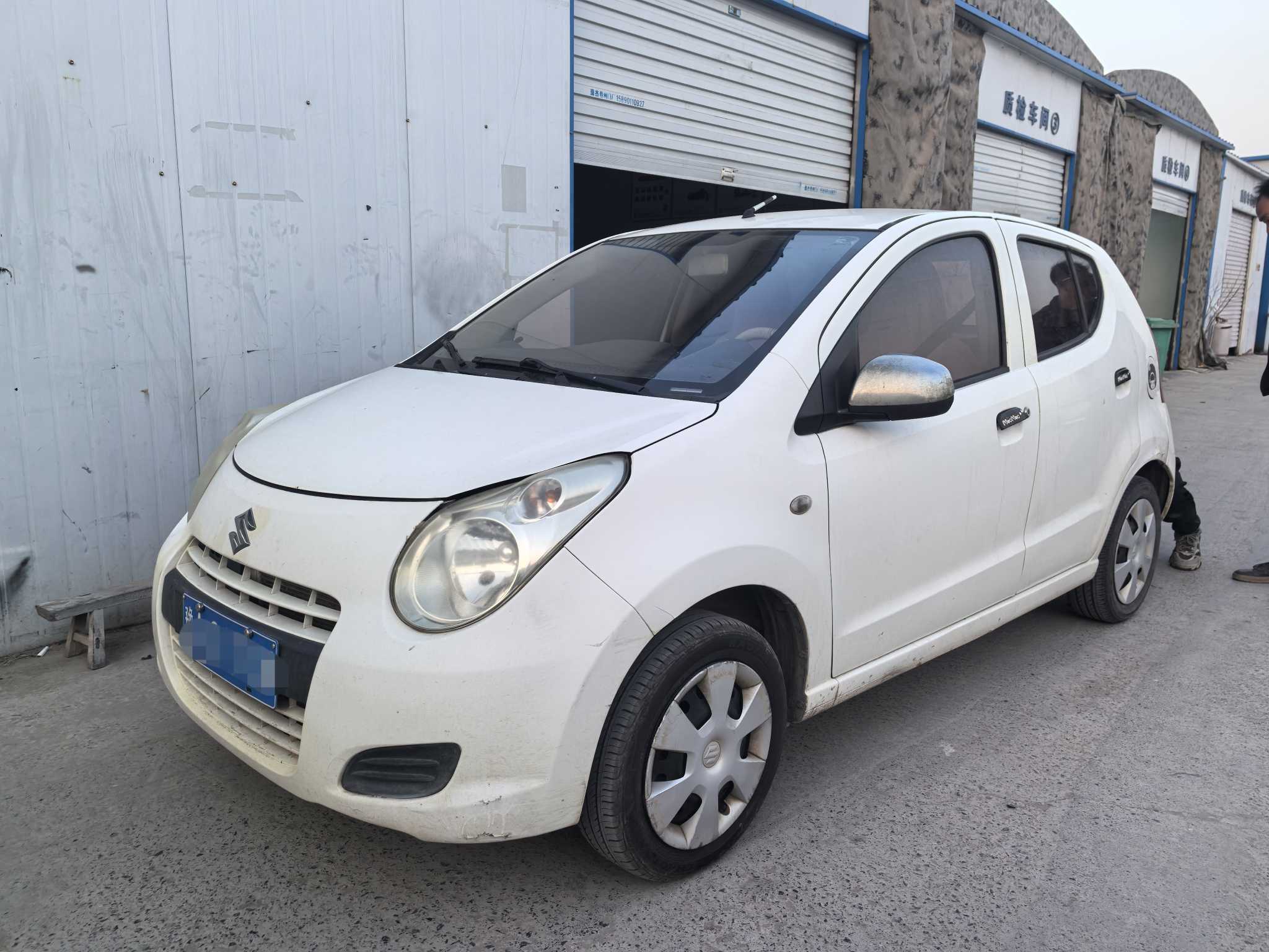 Suzuki Alto 2012 image de voiture 