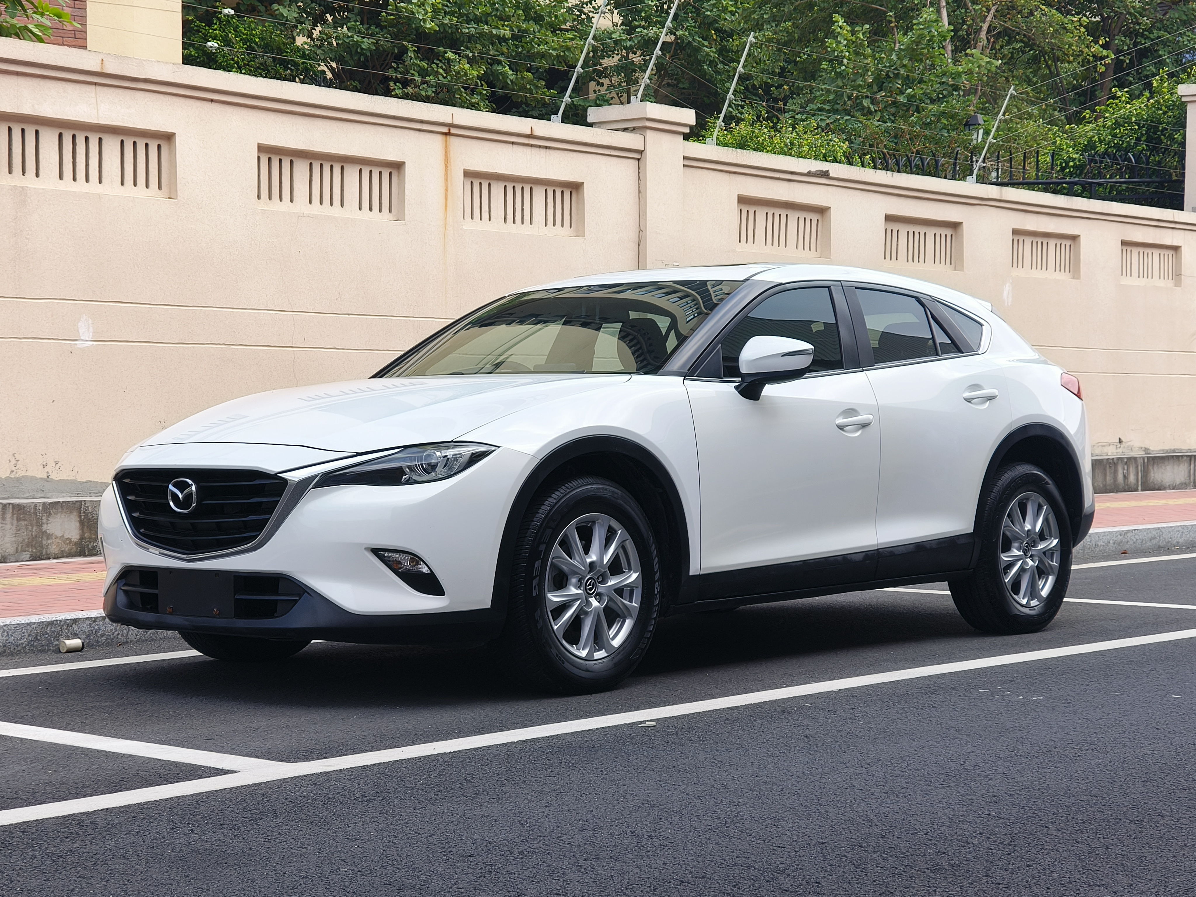 Mazda CX-4 2017 汽车图片 