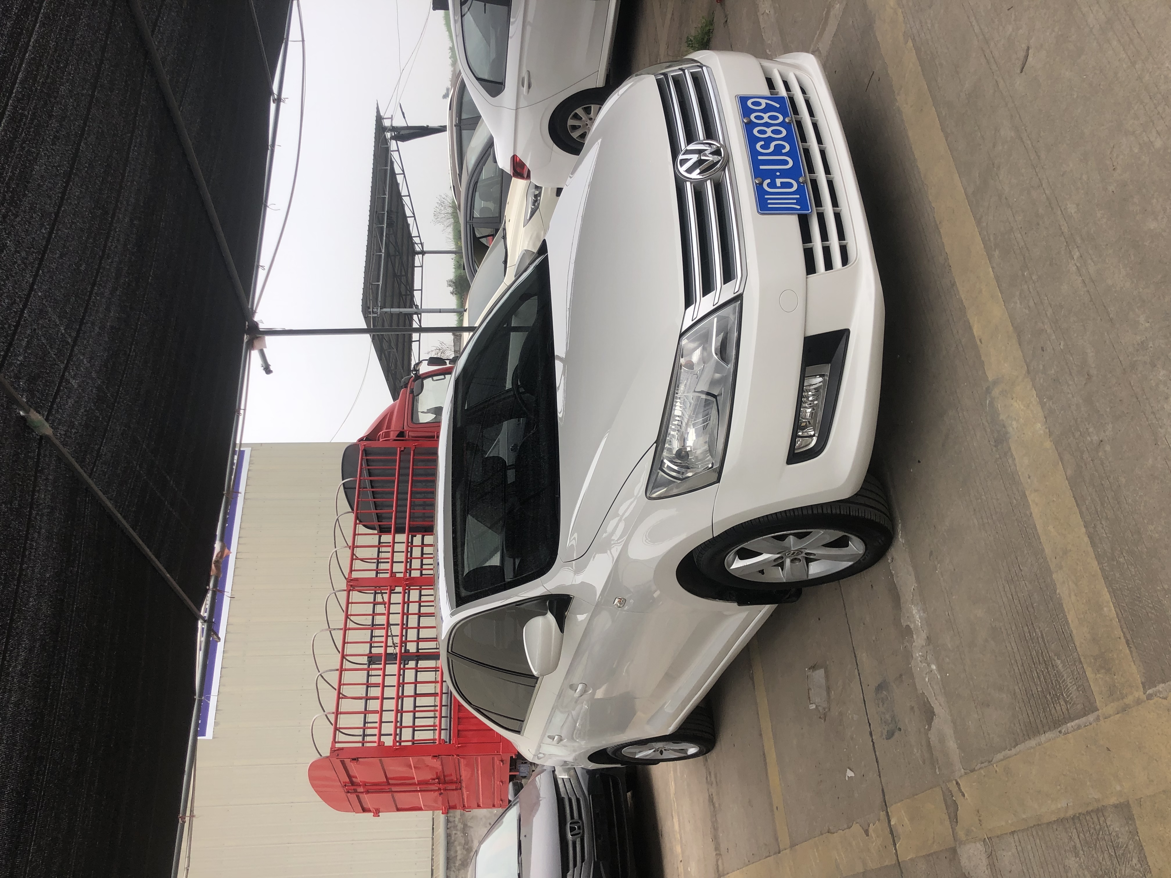 Santana 2014 car image 