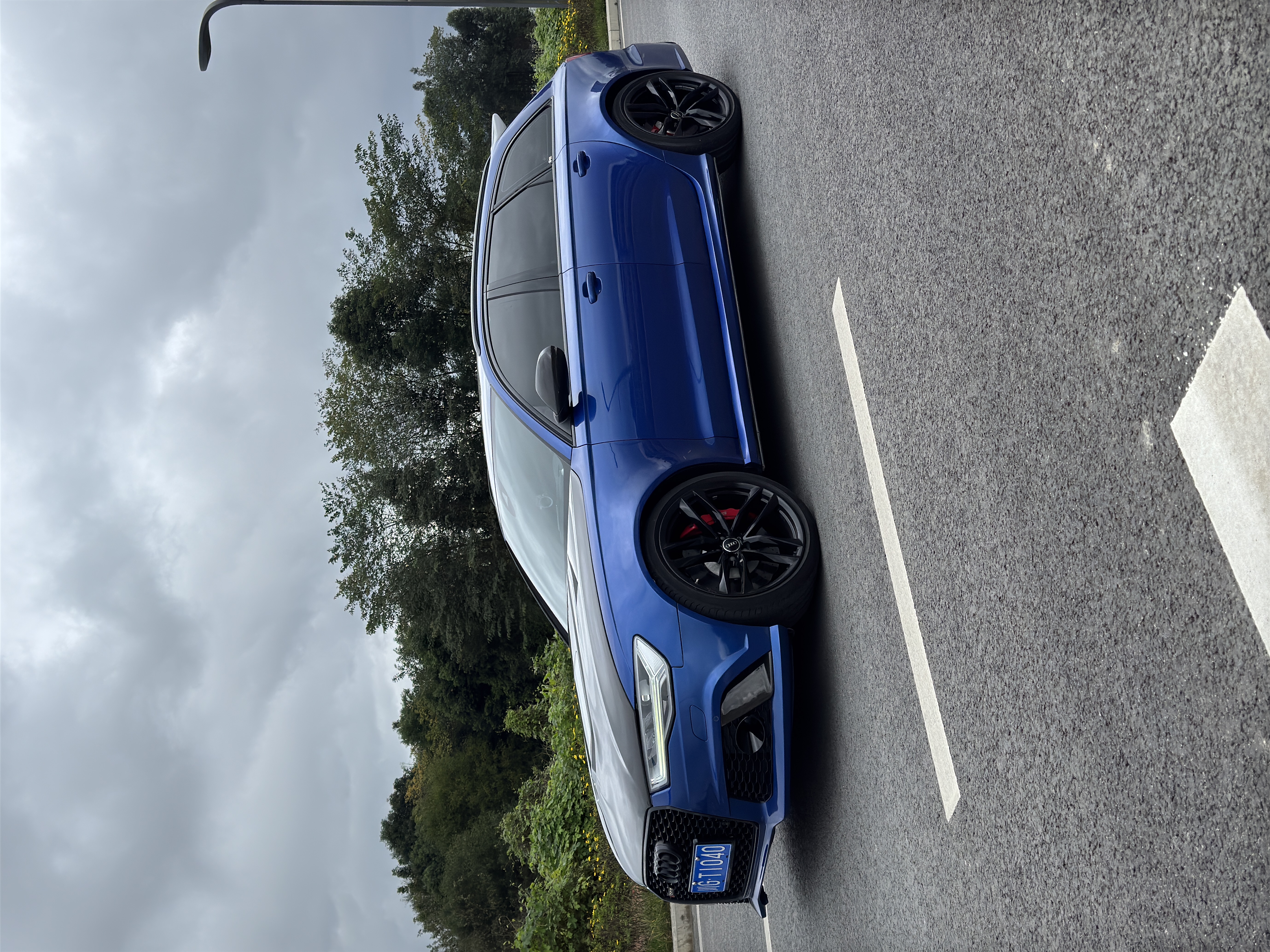 Audi RS 6 2017 car image 