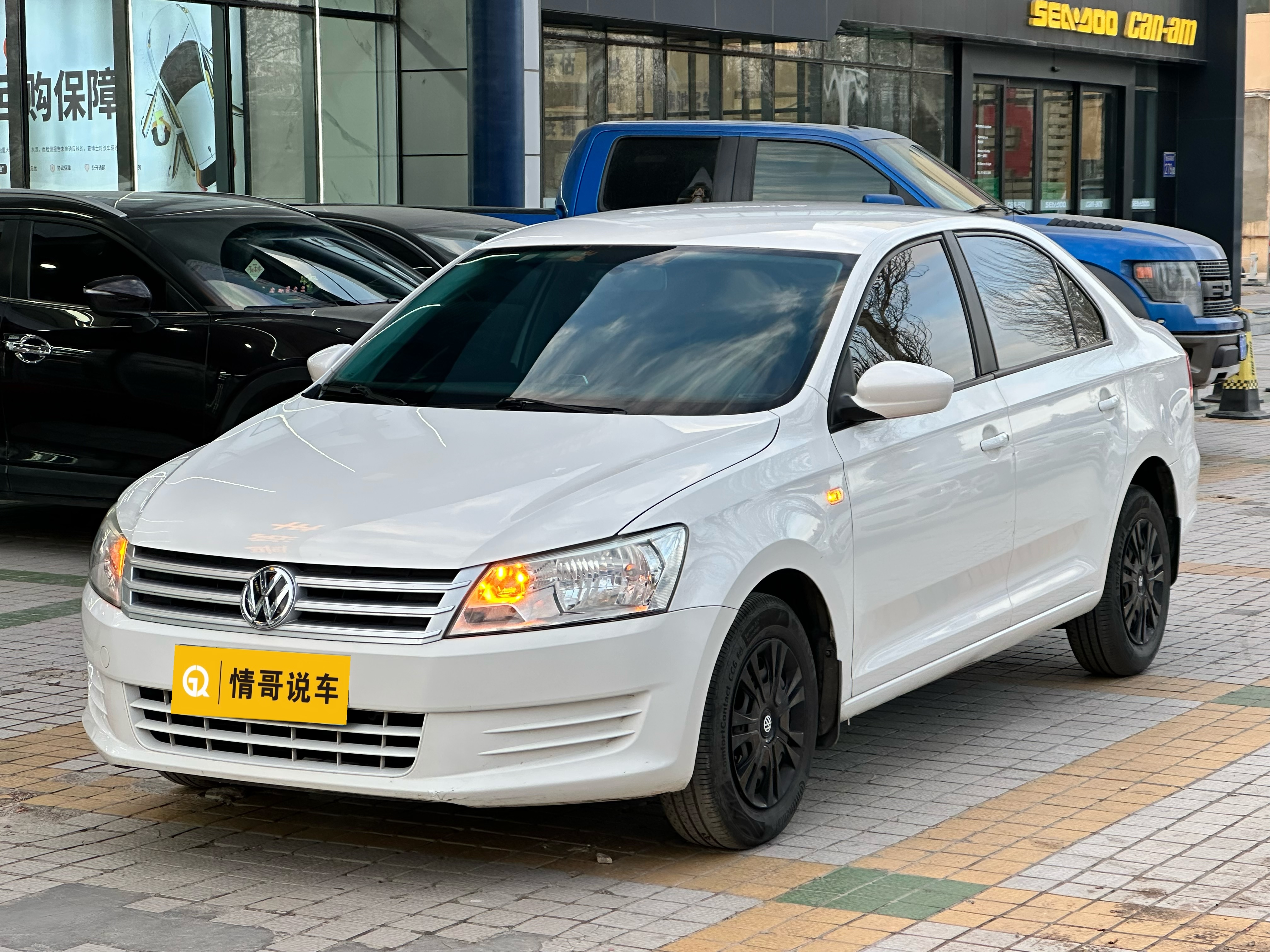 Volkswagen Santana 2013 immagine di auto 