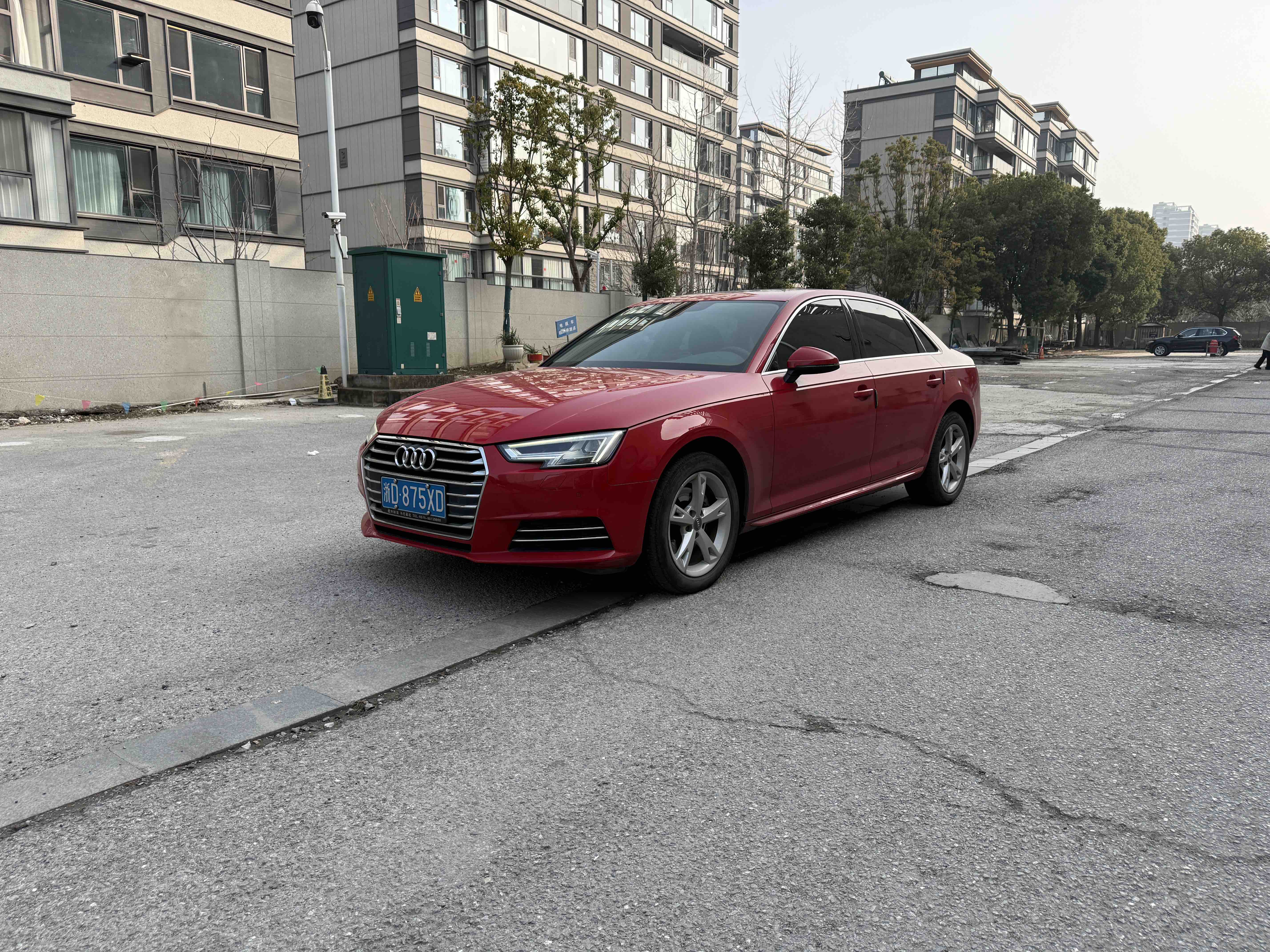 Audi A4L 2017 car image 