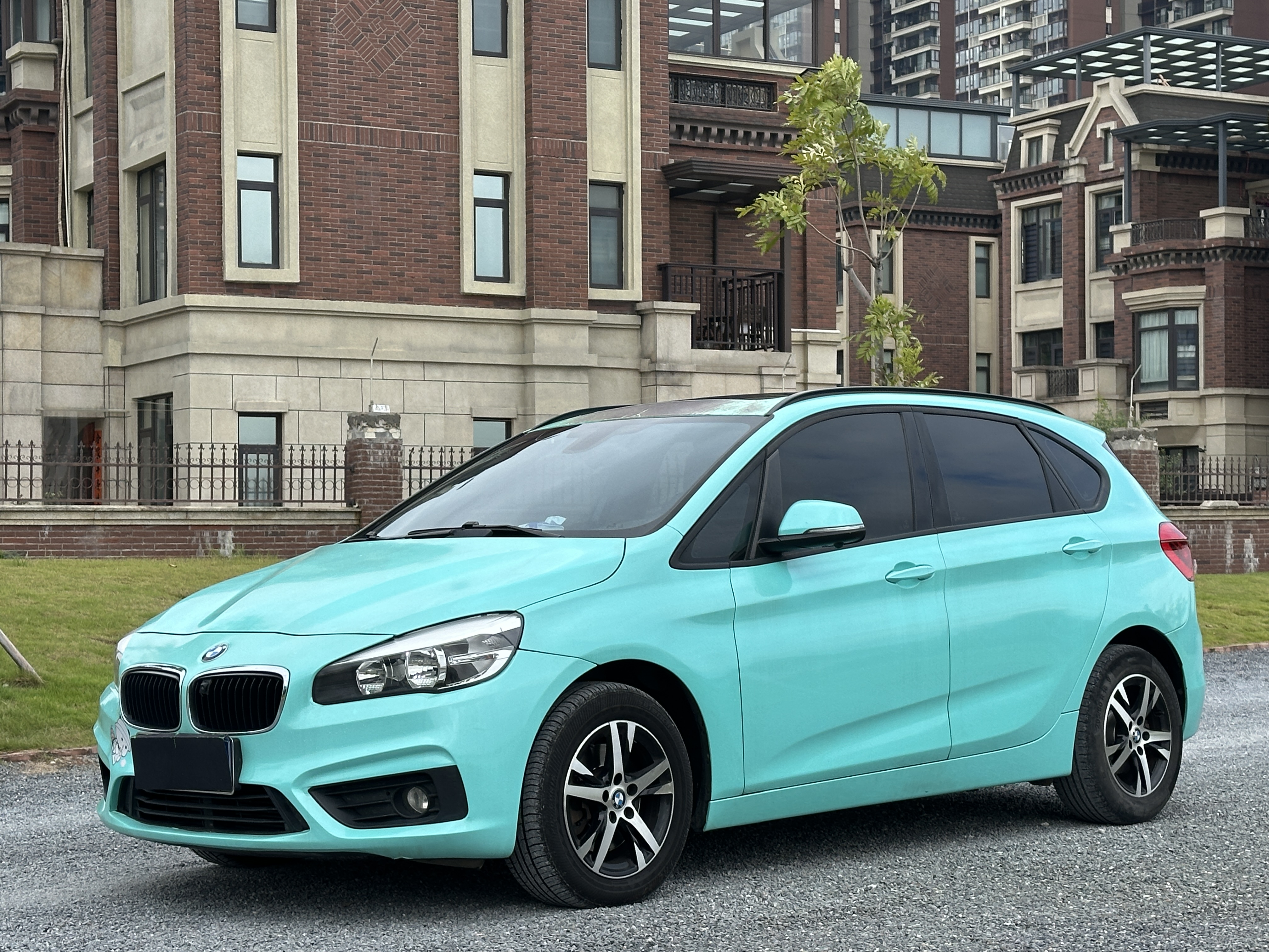 BMW 2 Series Tourer (Imported) 2015 car image 