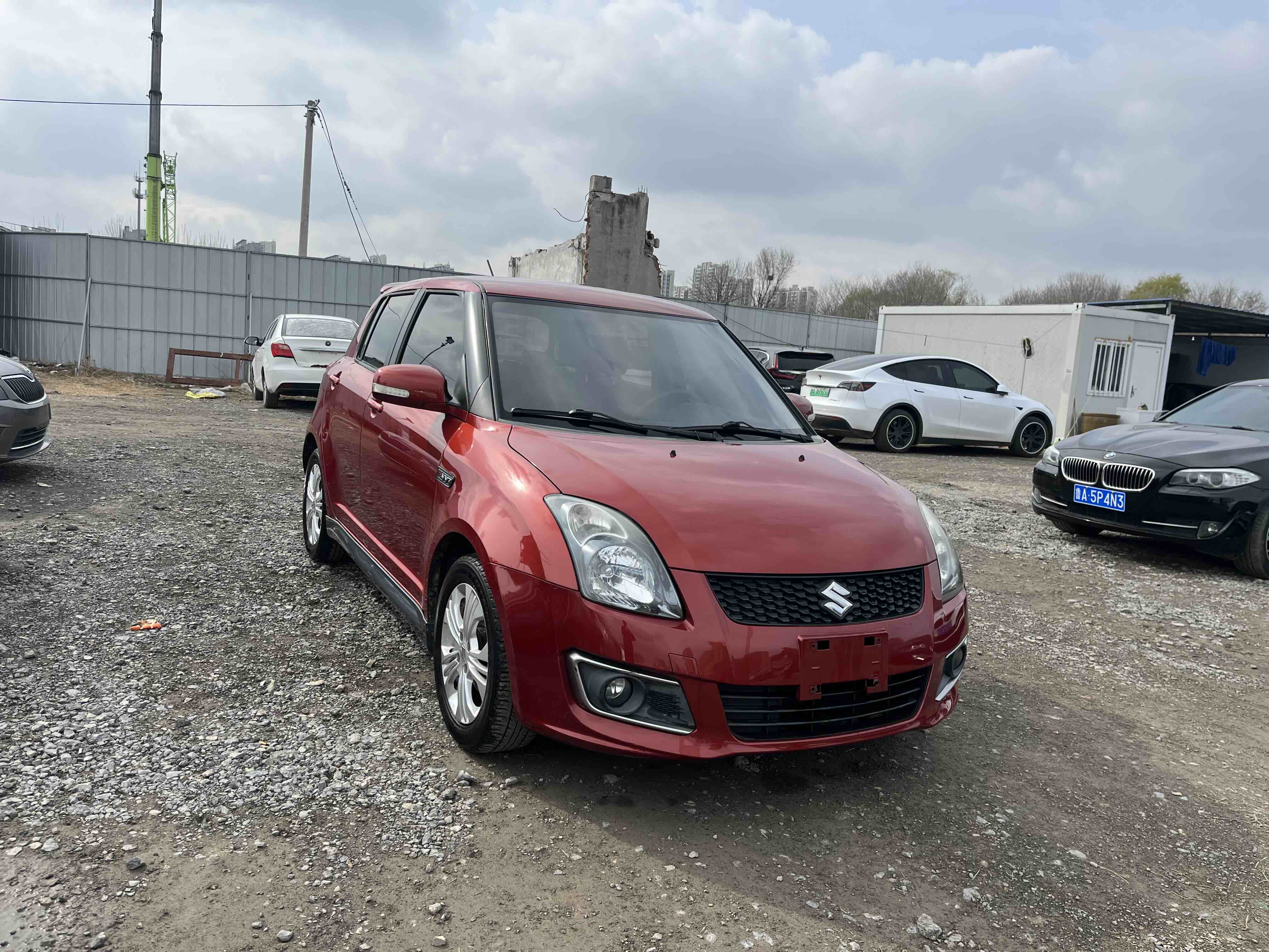 Suzuki Swift 2018 汽车图片 
