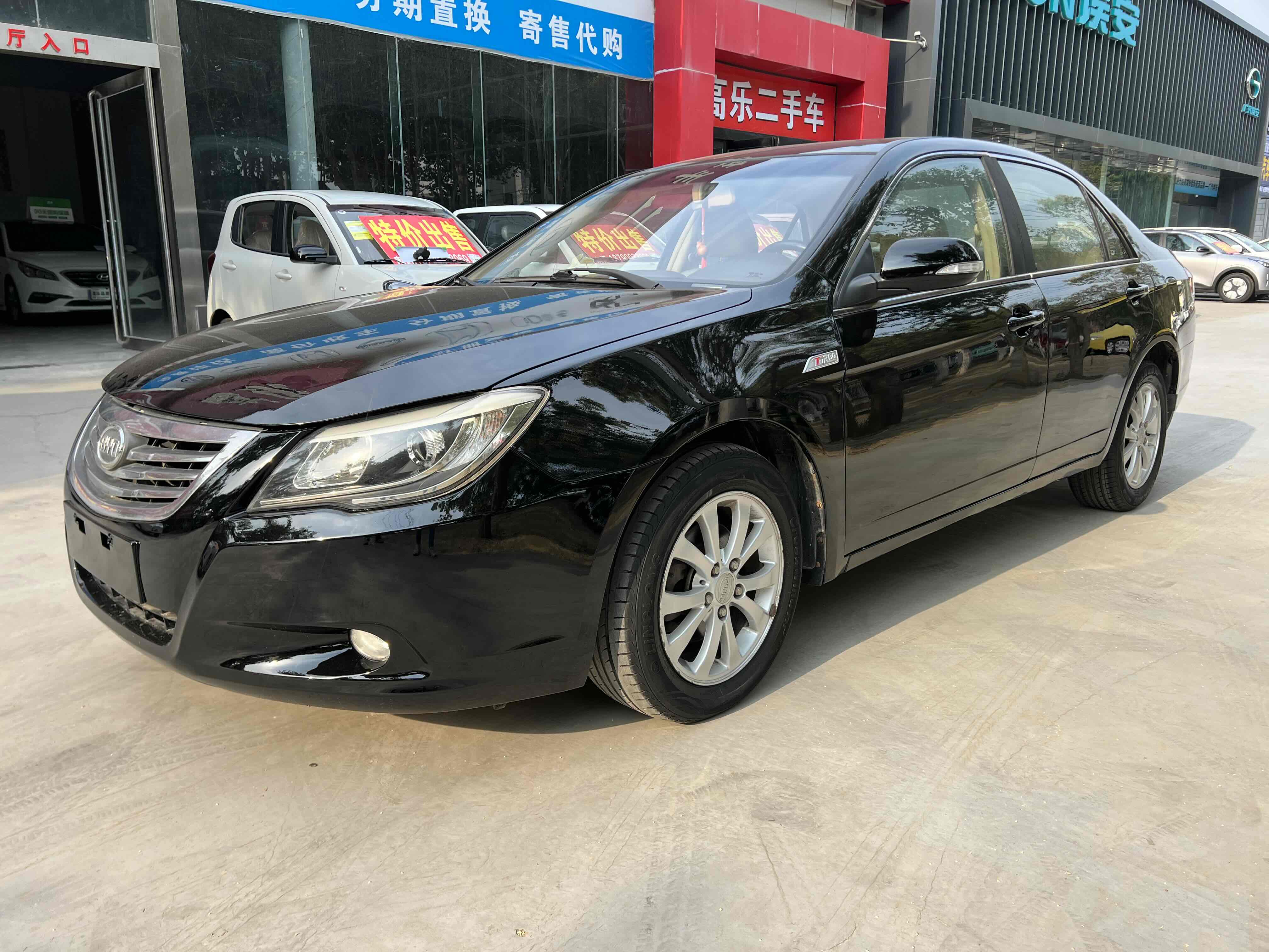 BYD G6 2014 car image 