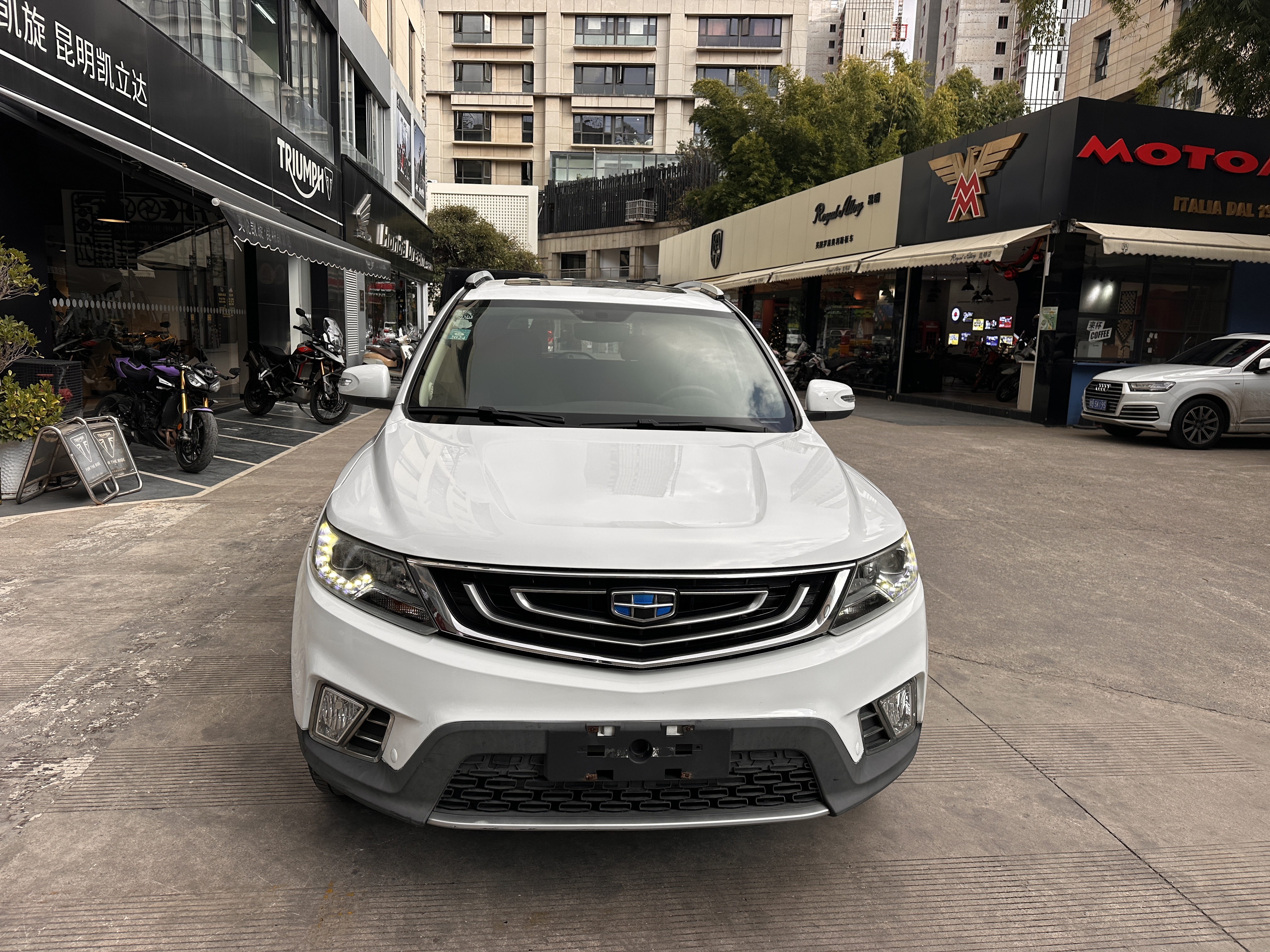 GEELY Vision X6 2018 car image 
