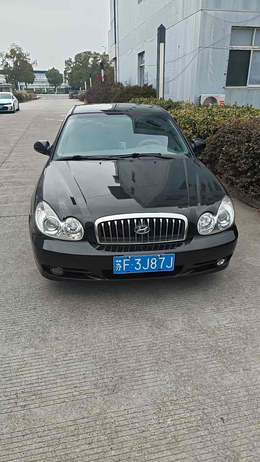 Hyundai Sonata 2008 car image 