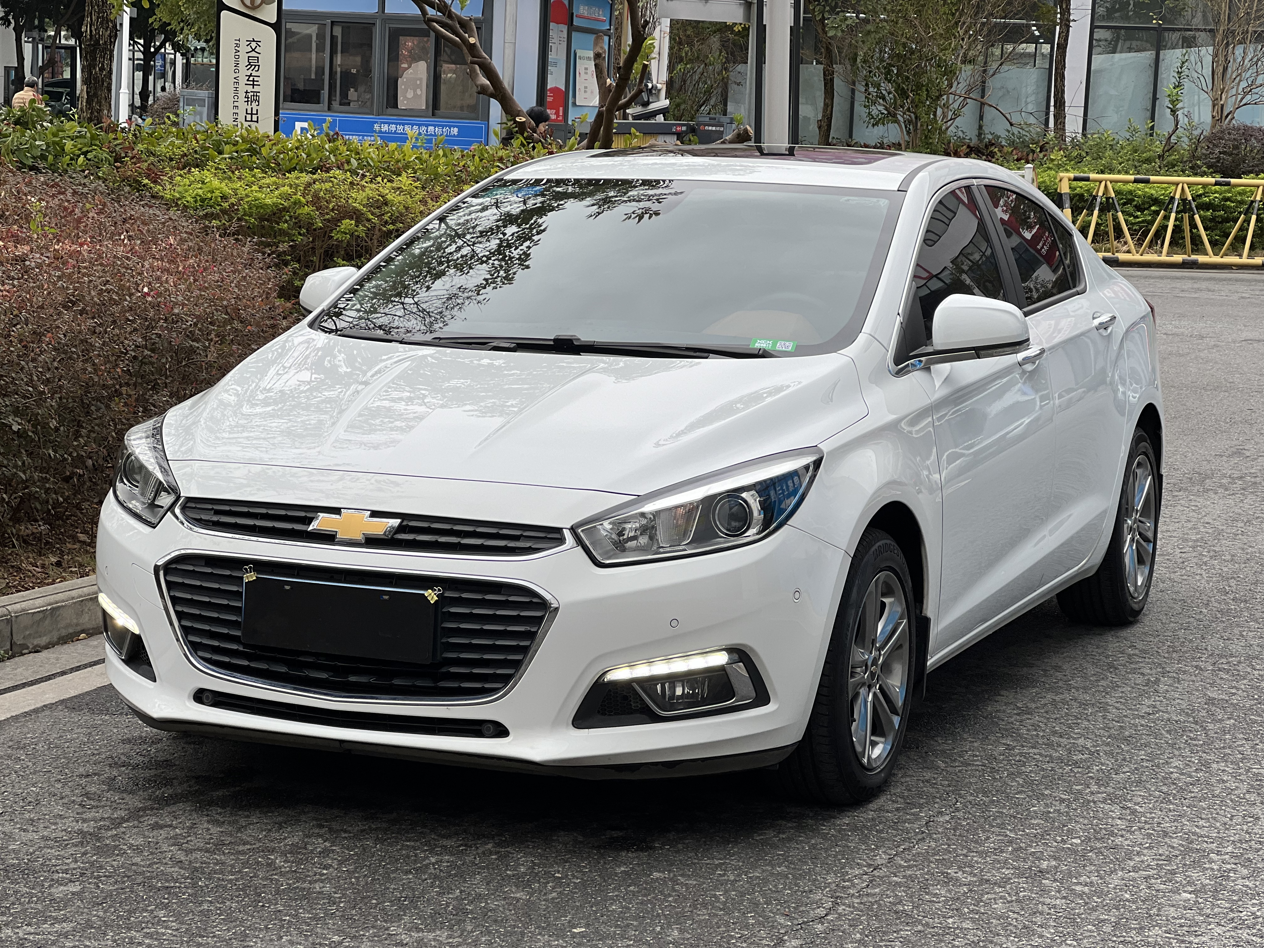 Chevrolet Cruze 2015 immagine di auto 