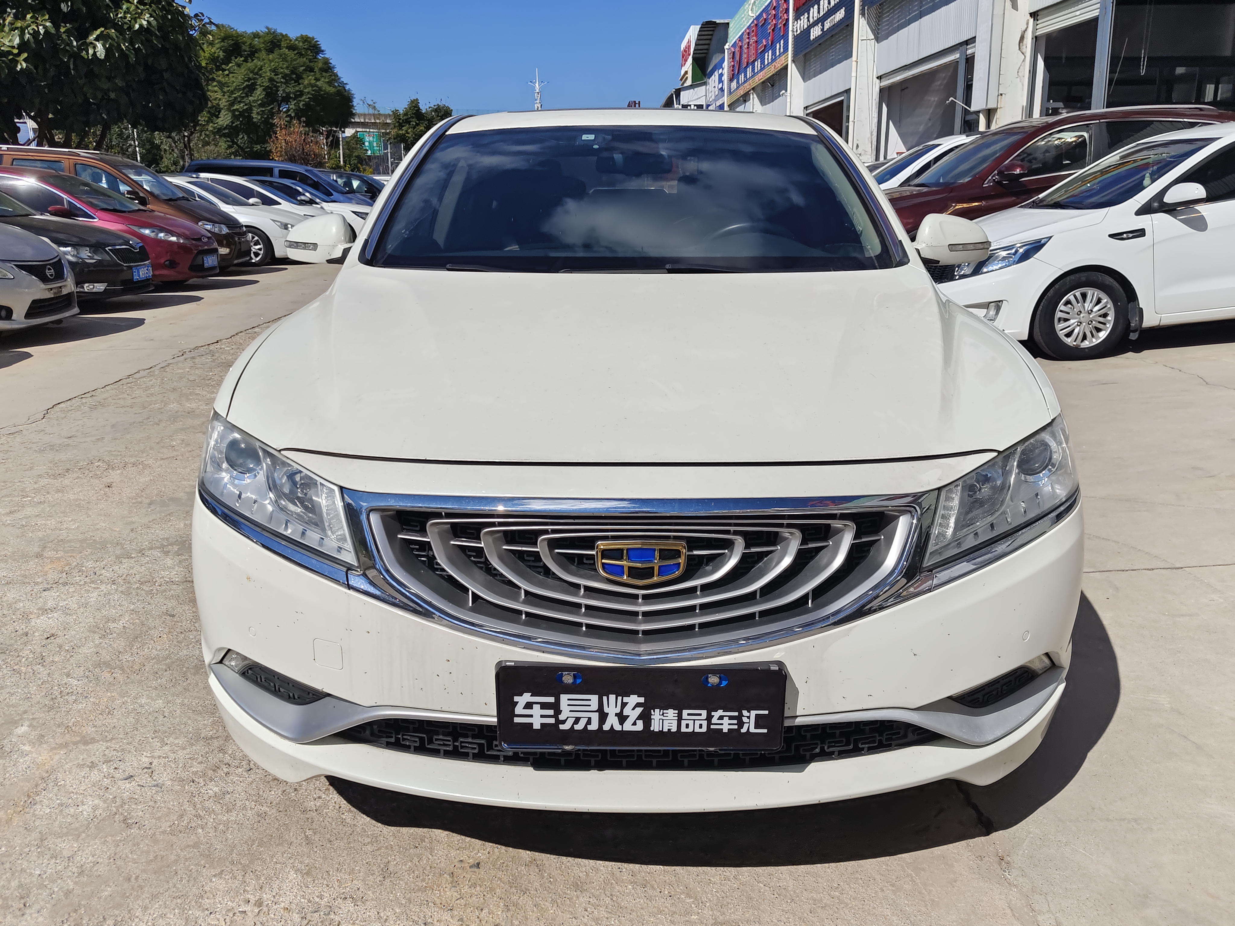 GEELY Ulion 2017 GEELY Ulion 2017 immagine di auto