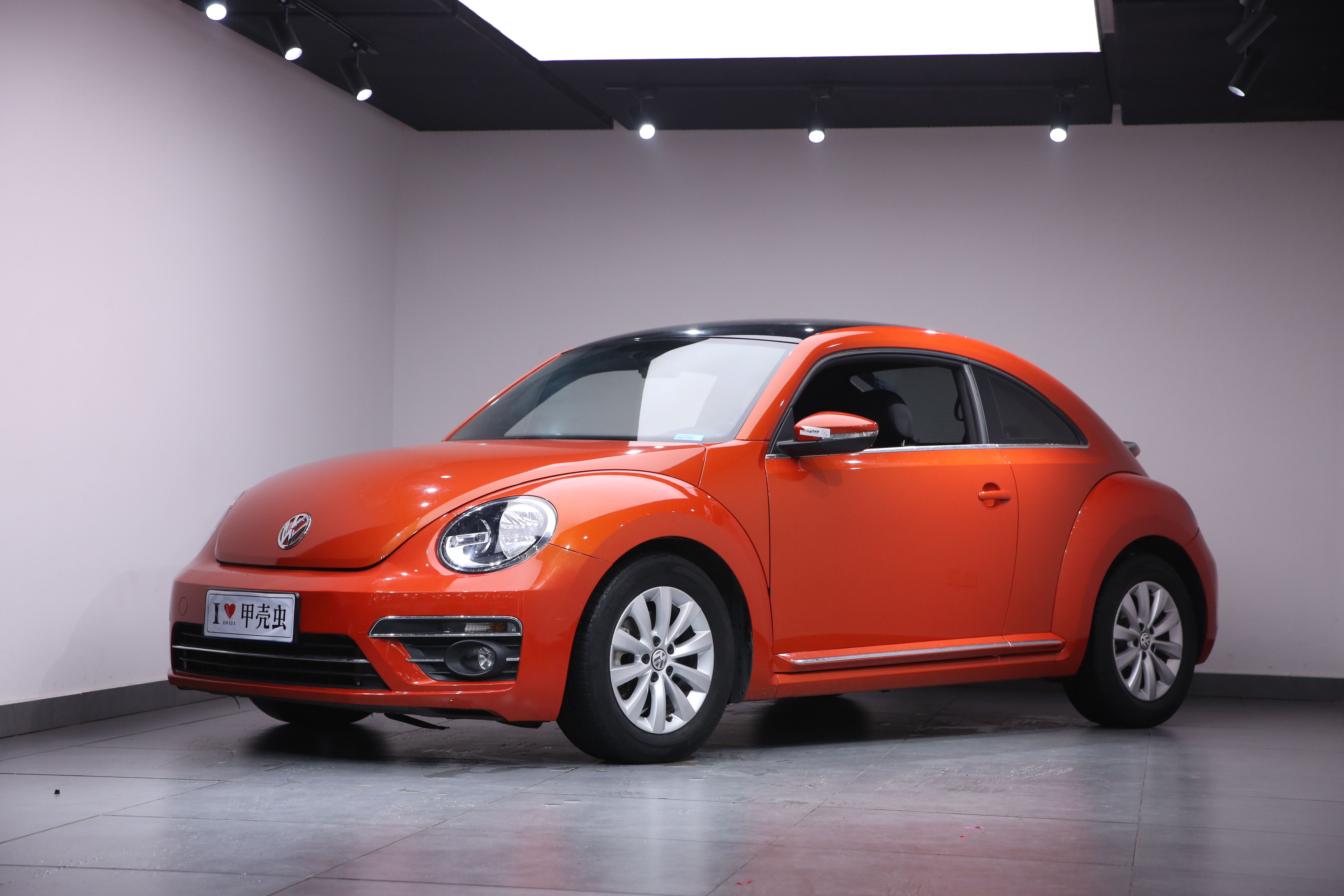 Volkswagen Beetle 2018 Volkswagen Beetle 2018 immagine di auto