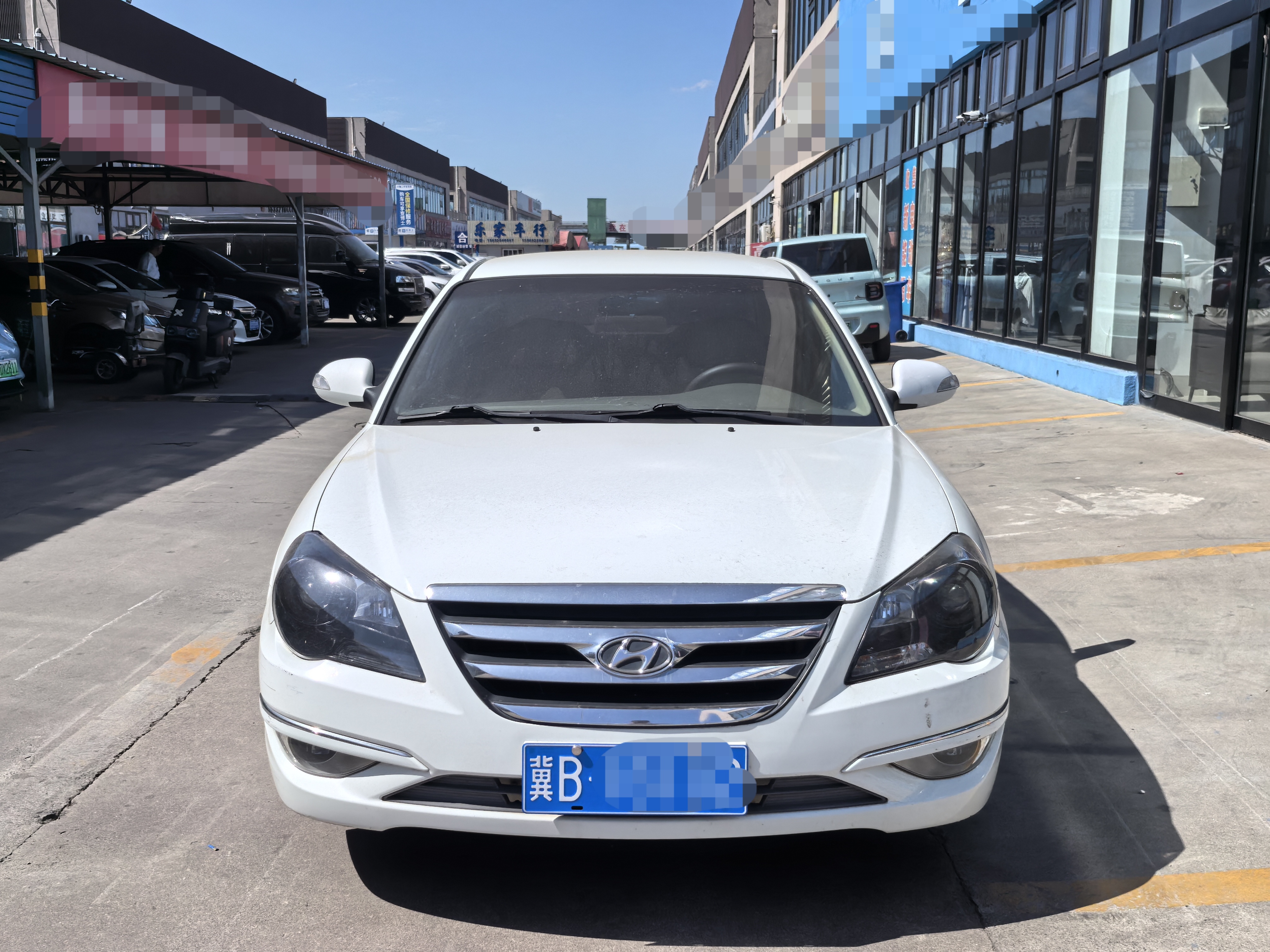 Hyundai moInca 2012 car image 