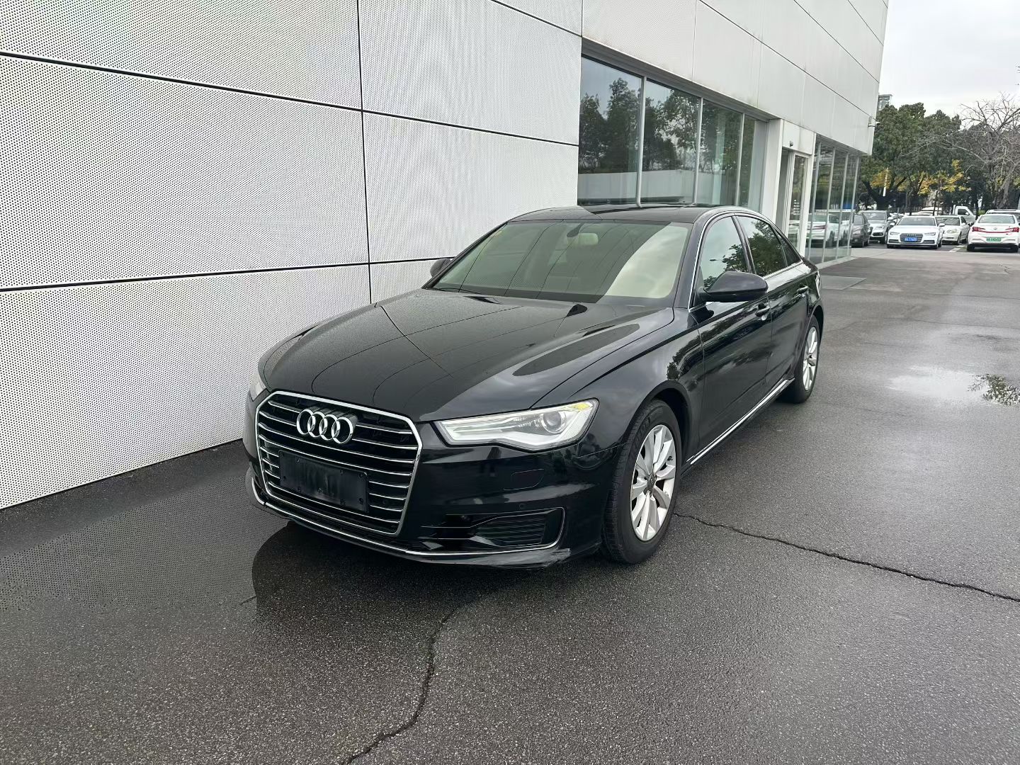 Audi A6L 2017 car image 