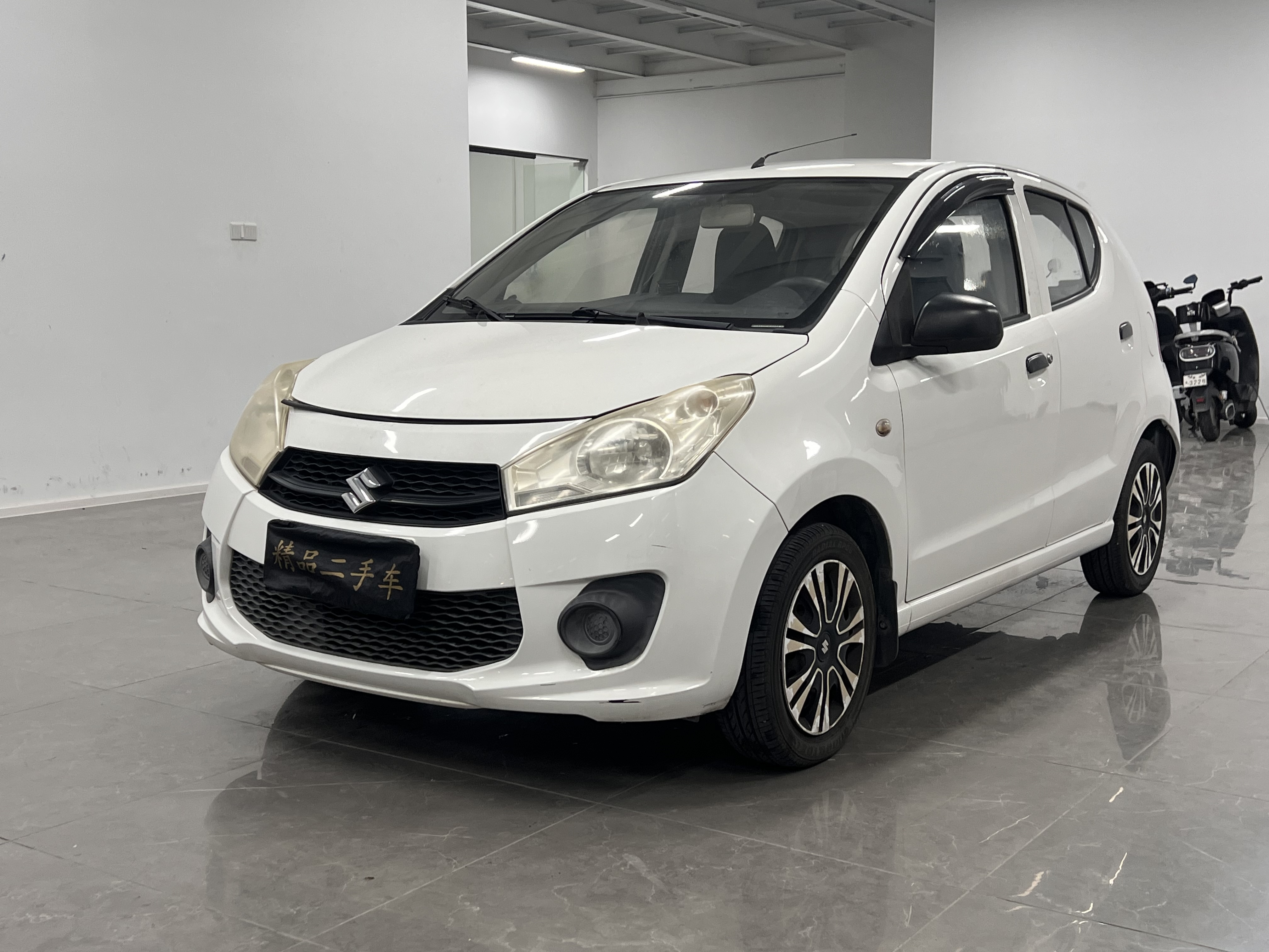 Suzuki Alto 2016 image de voiture 