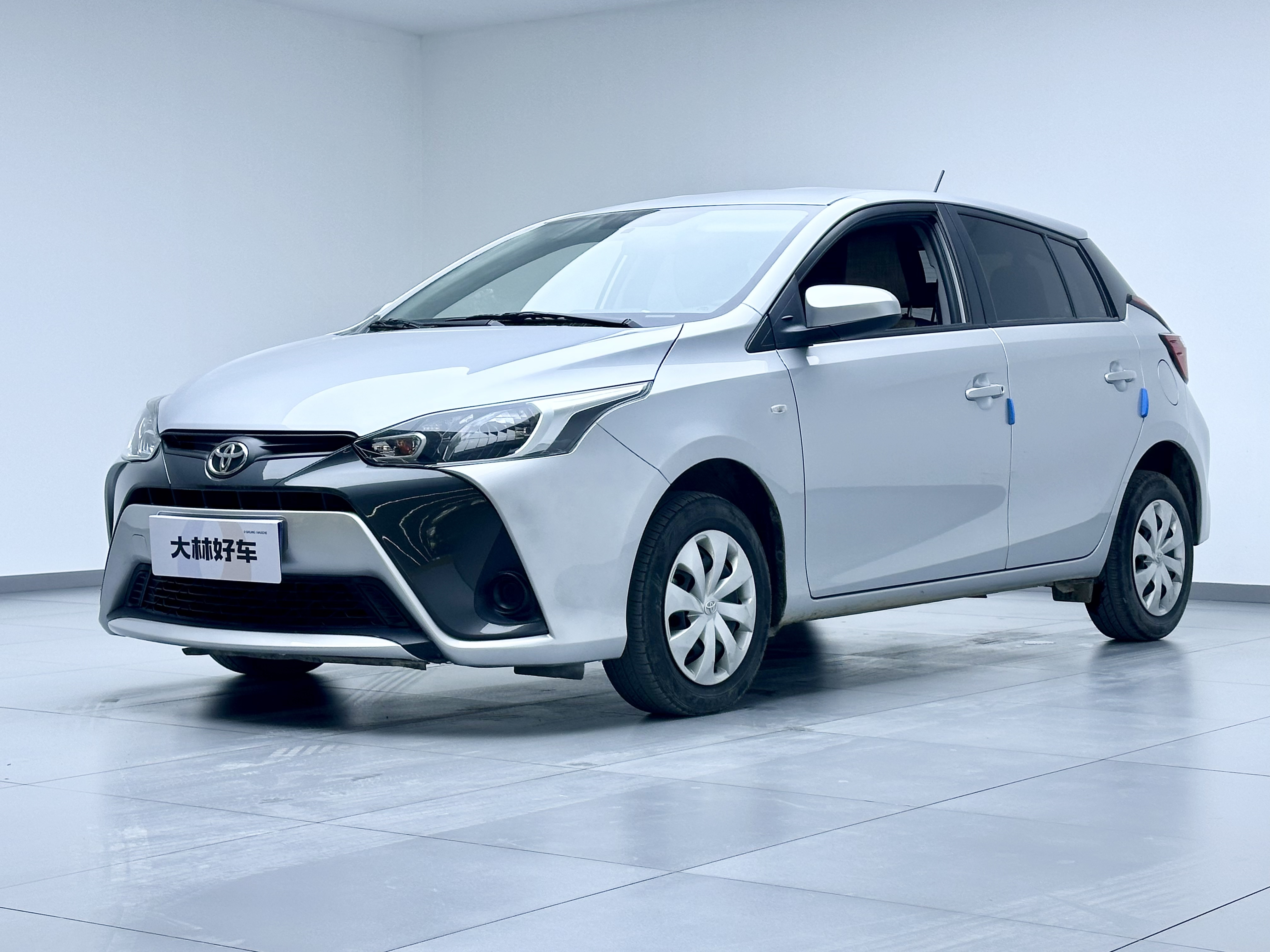 Yaris L Zhixuan 2017 Yaris L Zhixuan 2017 car image