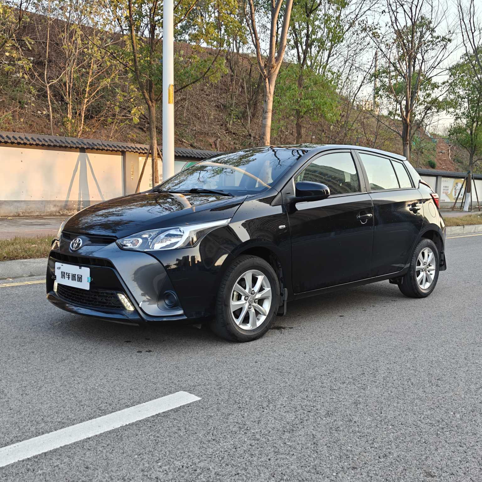 Yaris L Zhixuan 2016 Yaris L Zhixuan 2016 car image
