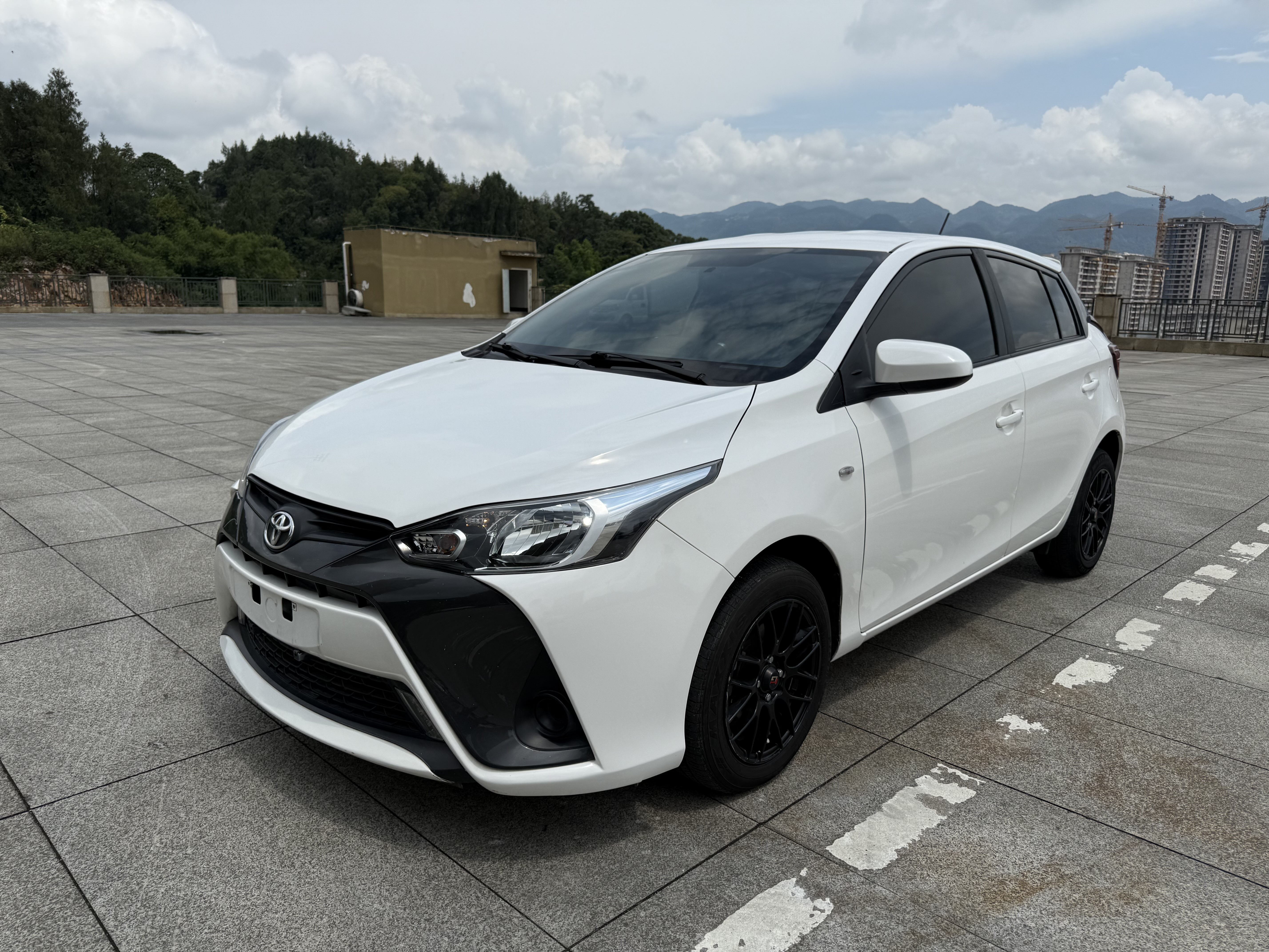 Toyota Yaris L Zhixuan 2018 Toyota Yaris L Zhixuan 2018 immagine di auto