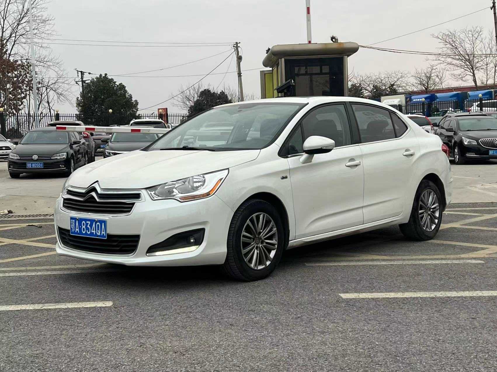 Citroen C4L 2016 car image 