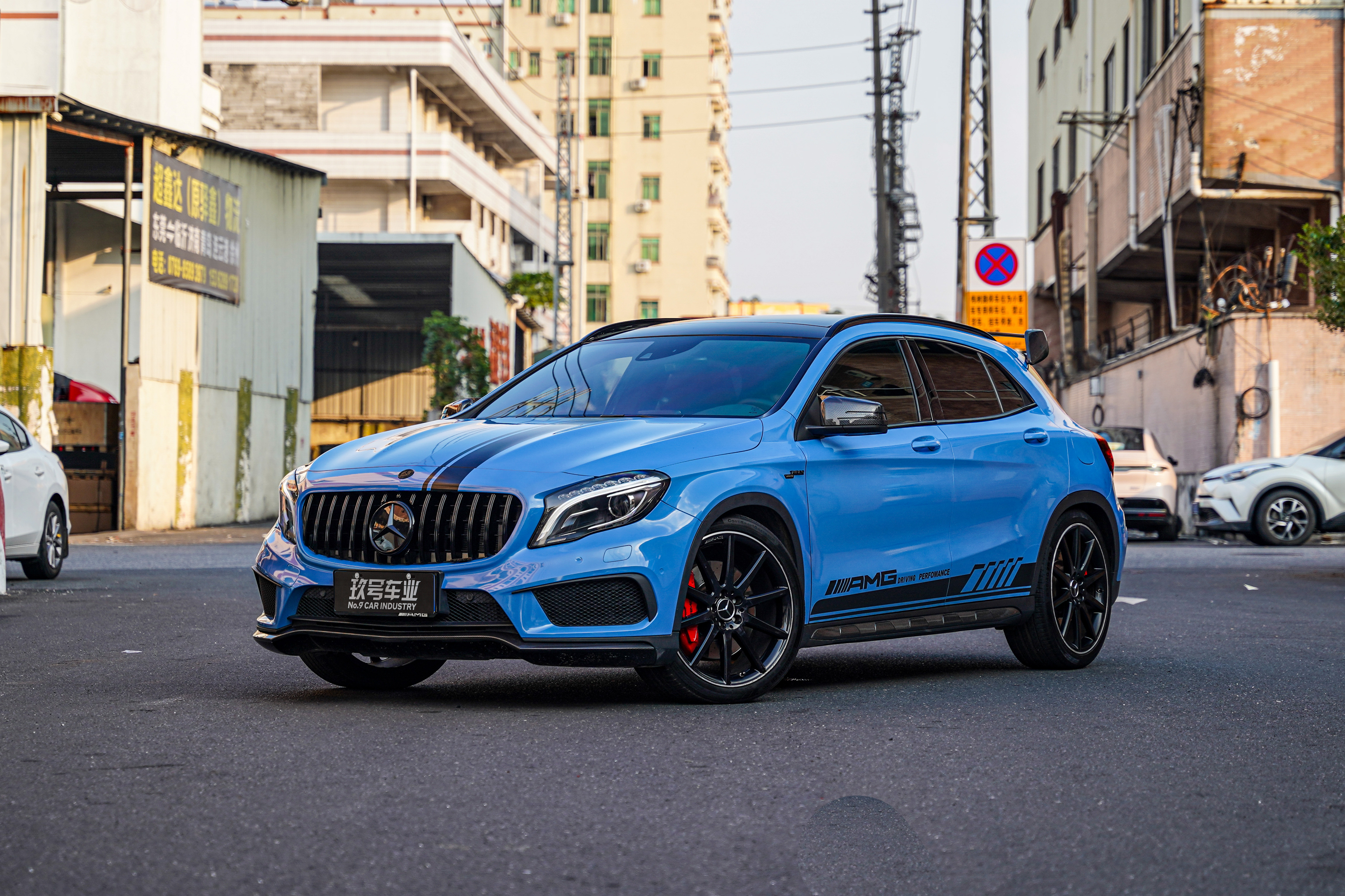 Mercedes-Benz GLA AMG 2017 Mercedes-Benz GLA AMG 2017 car image