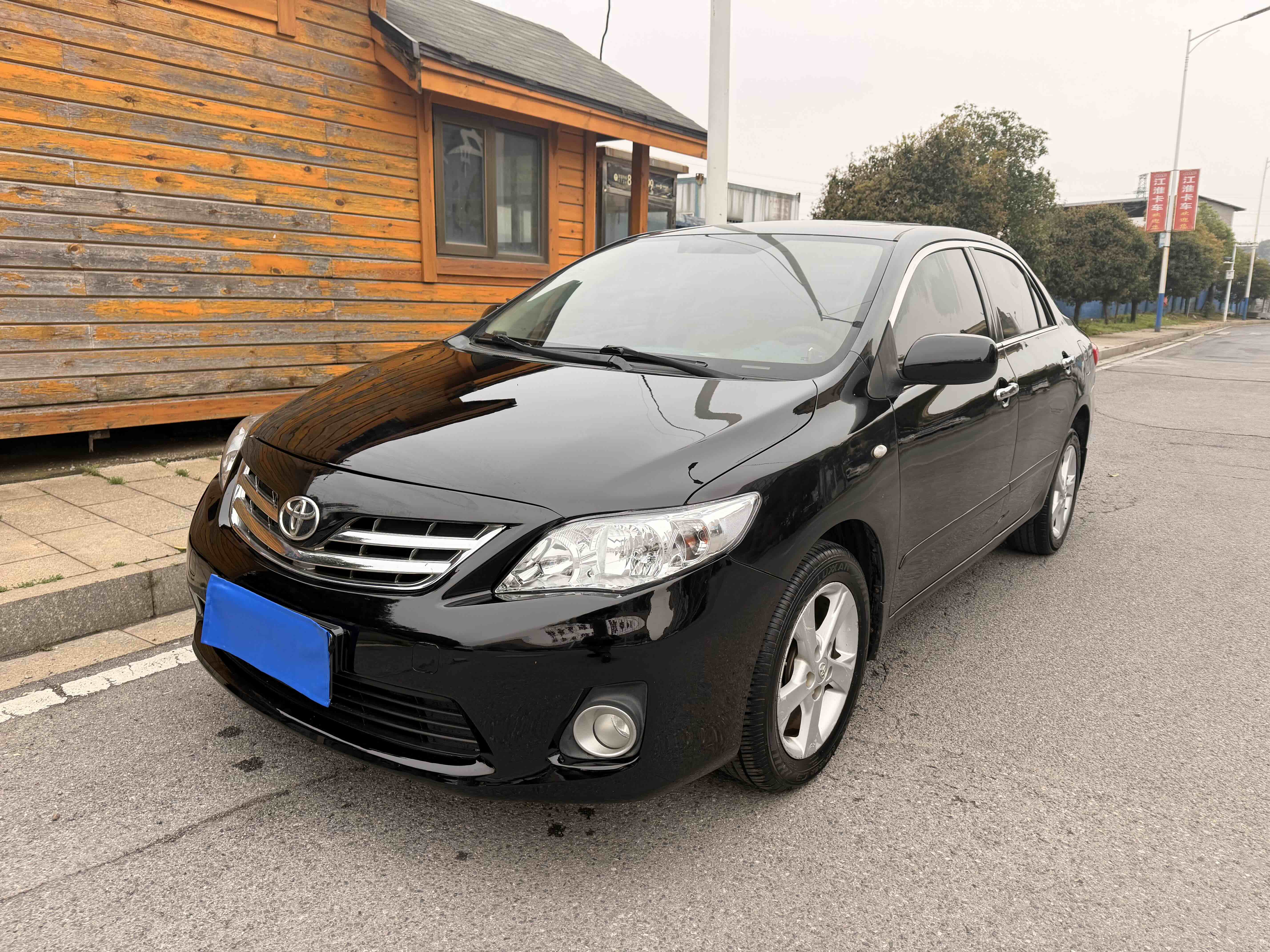 Corolla 2011 car image 