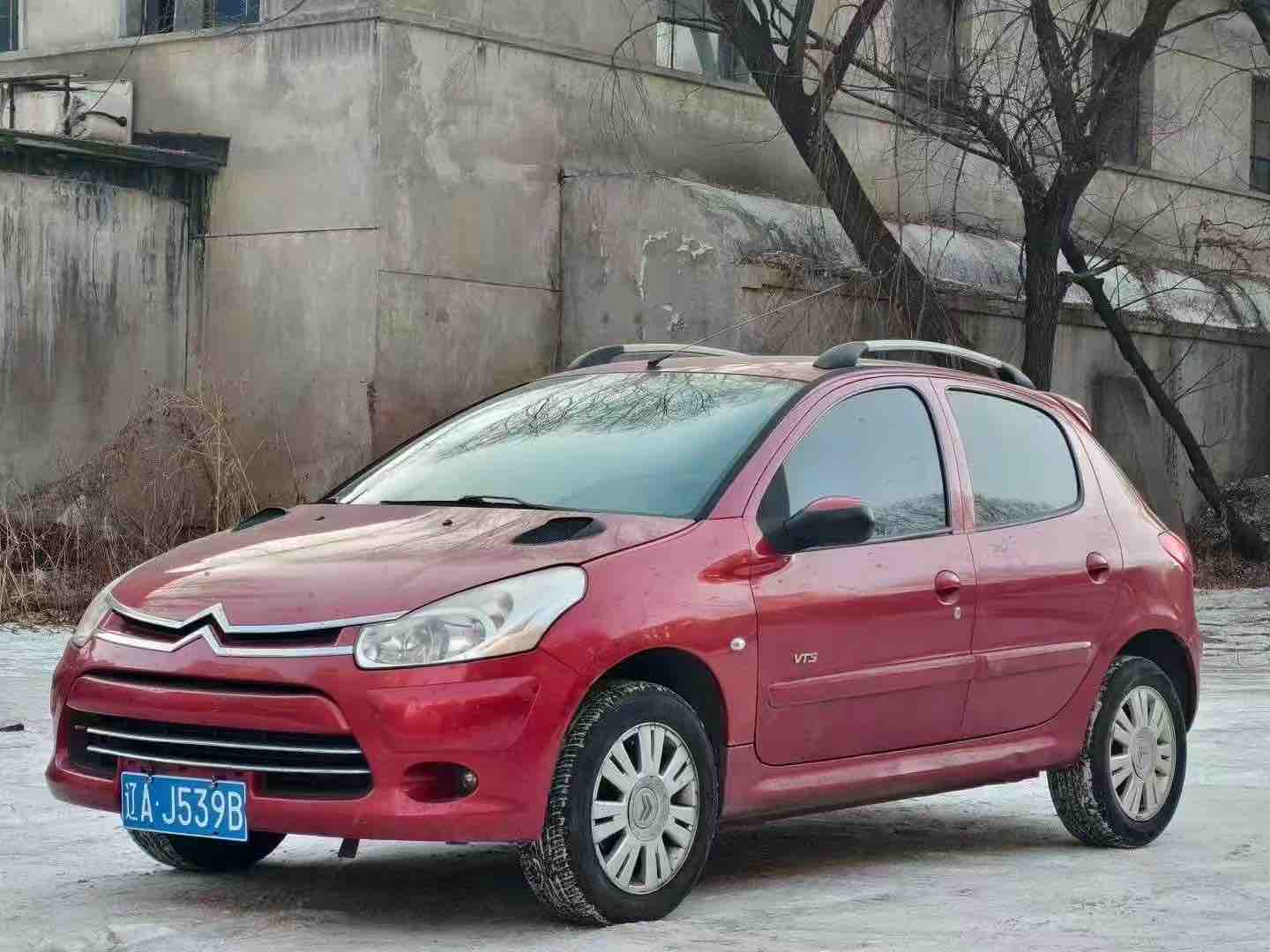 Citroen C2 2013 Citroen C2 2013 immagine di auto