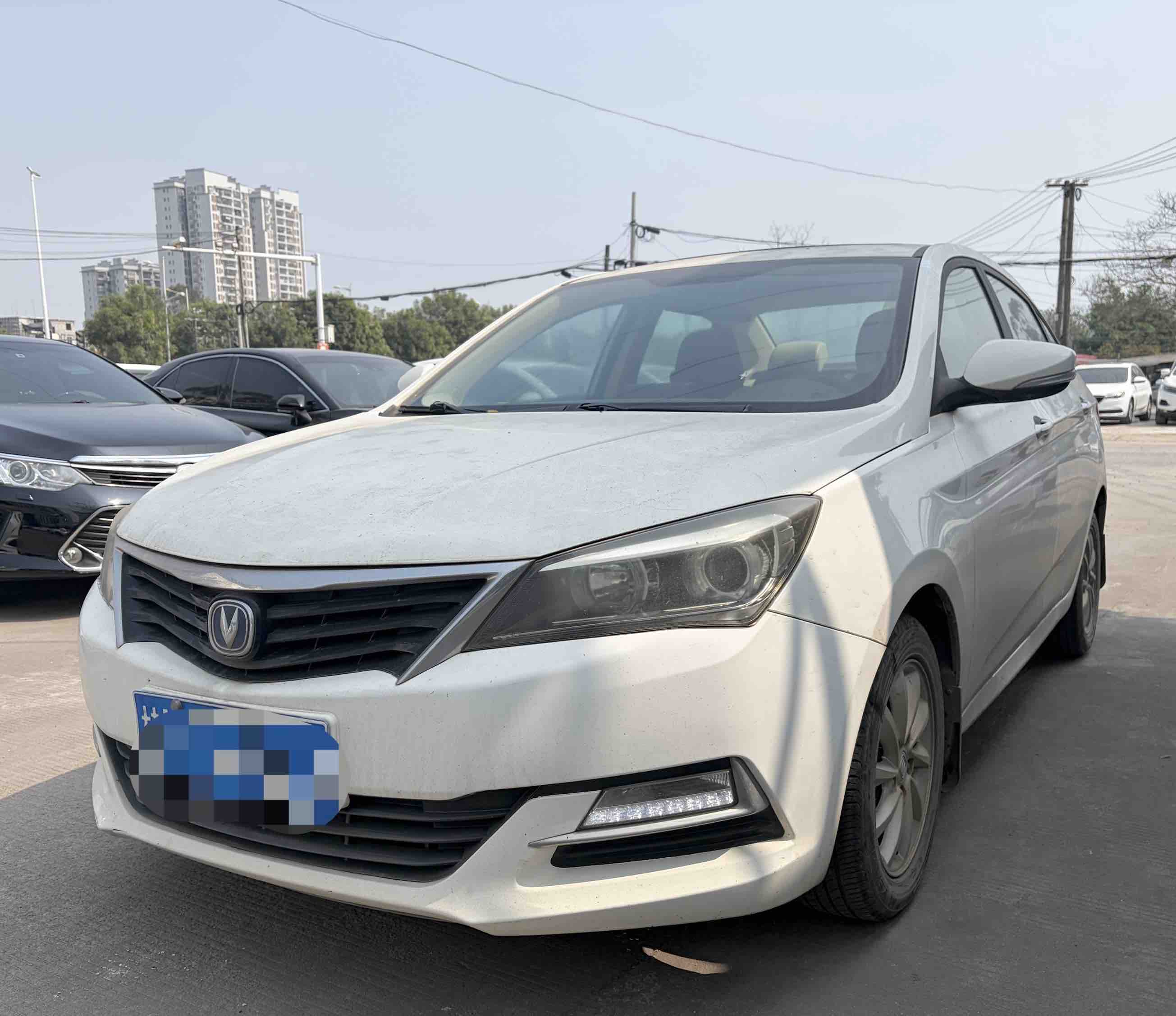 Changan Alsvin V7 2016 car image 