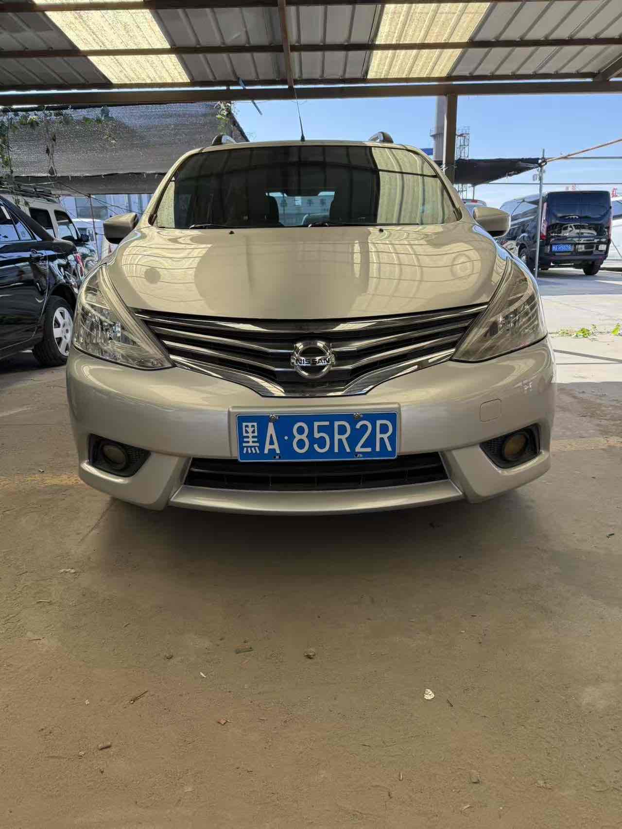 Nissan Livina 2013 汽车图片 