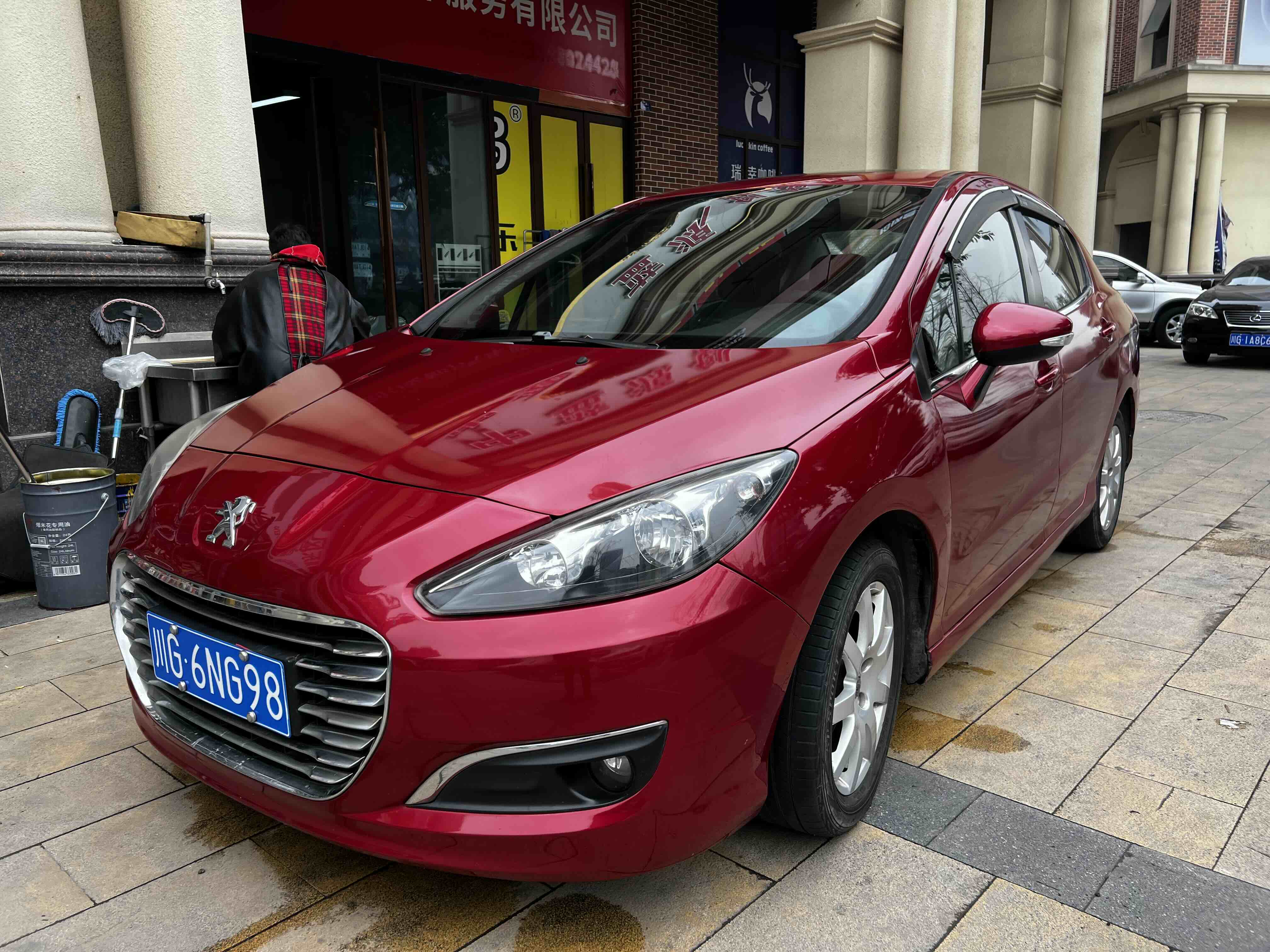 Peugeot 308 2013 car image 