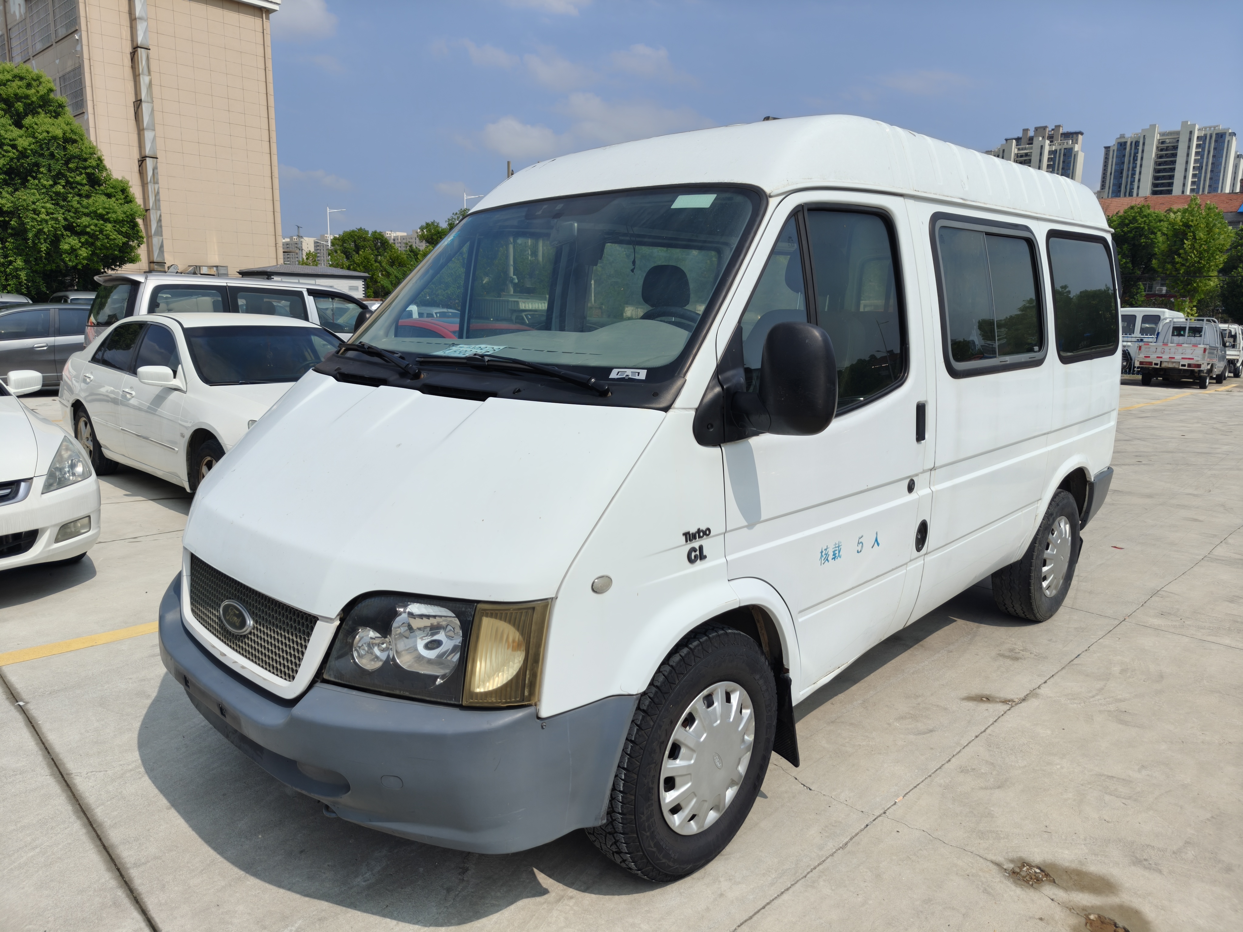 Ford Transit Classic 2016 car image 