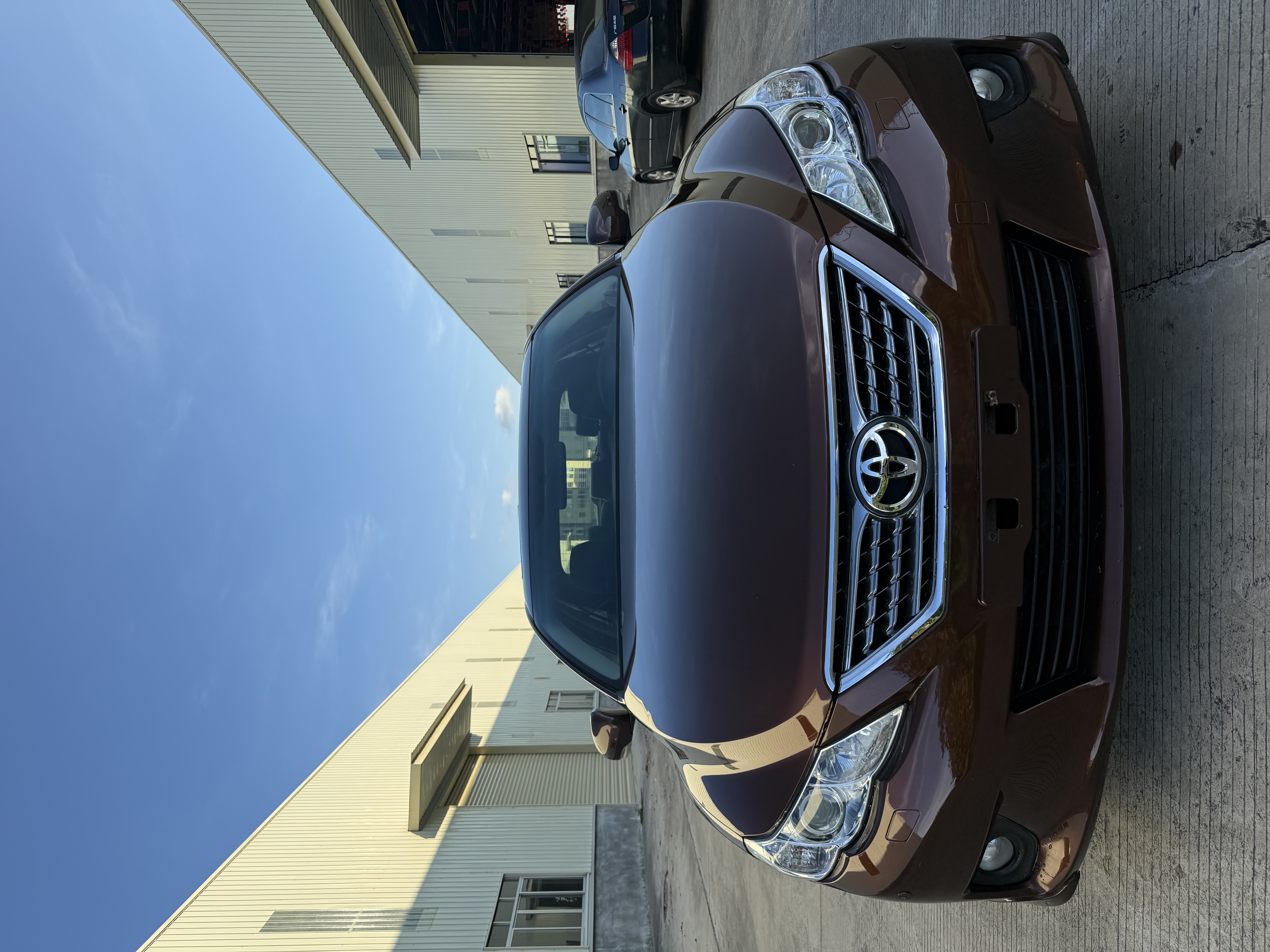 Toyota Reiz 2013 immagine di auto 