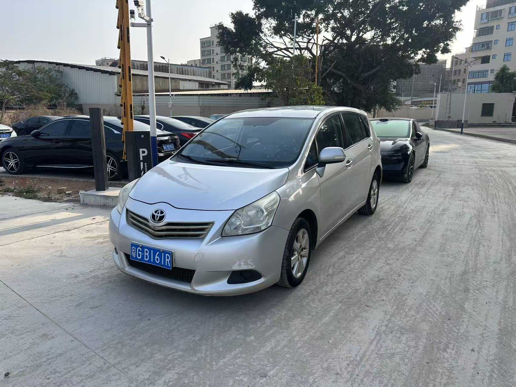 Toyota Verso 2013 car image 