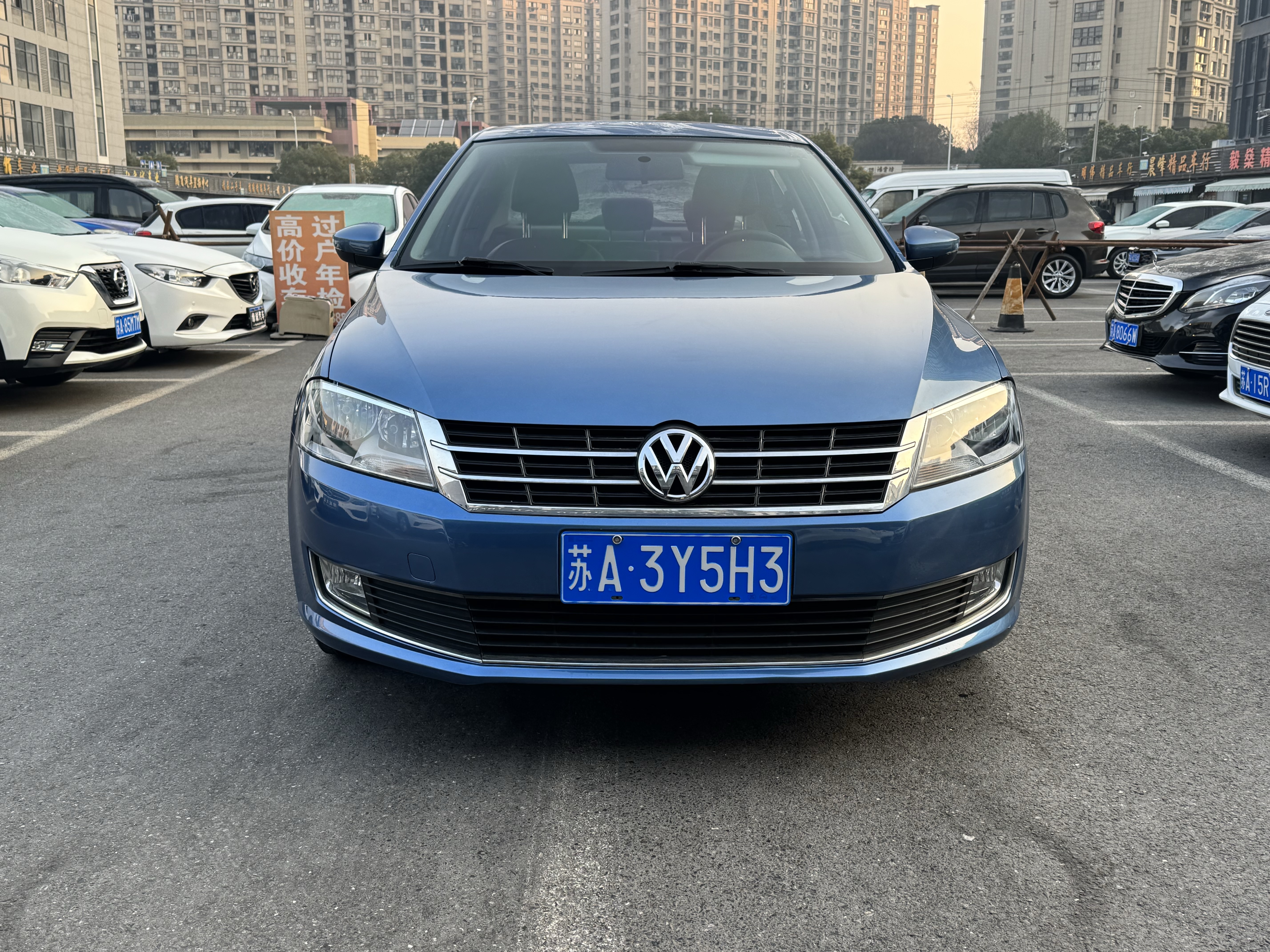 Volkswagen Lavida 2013 car image 