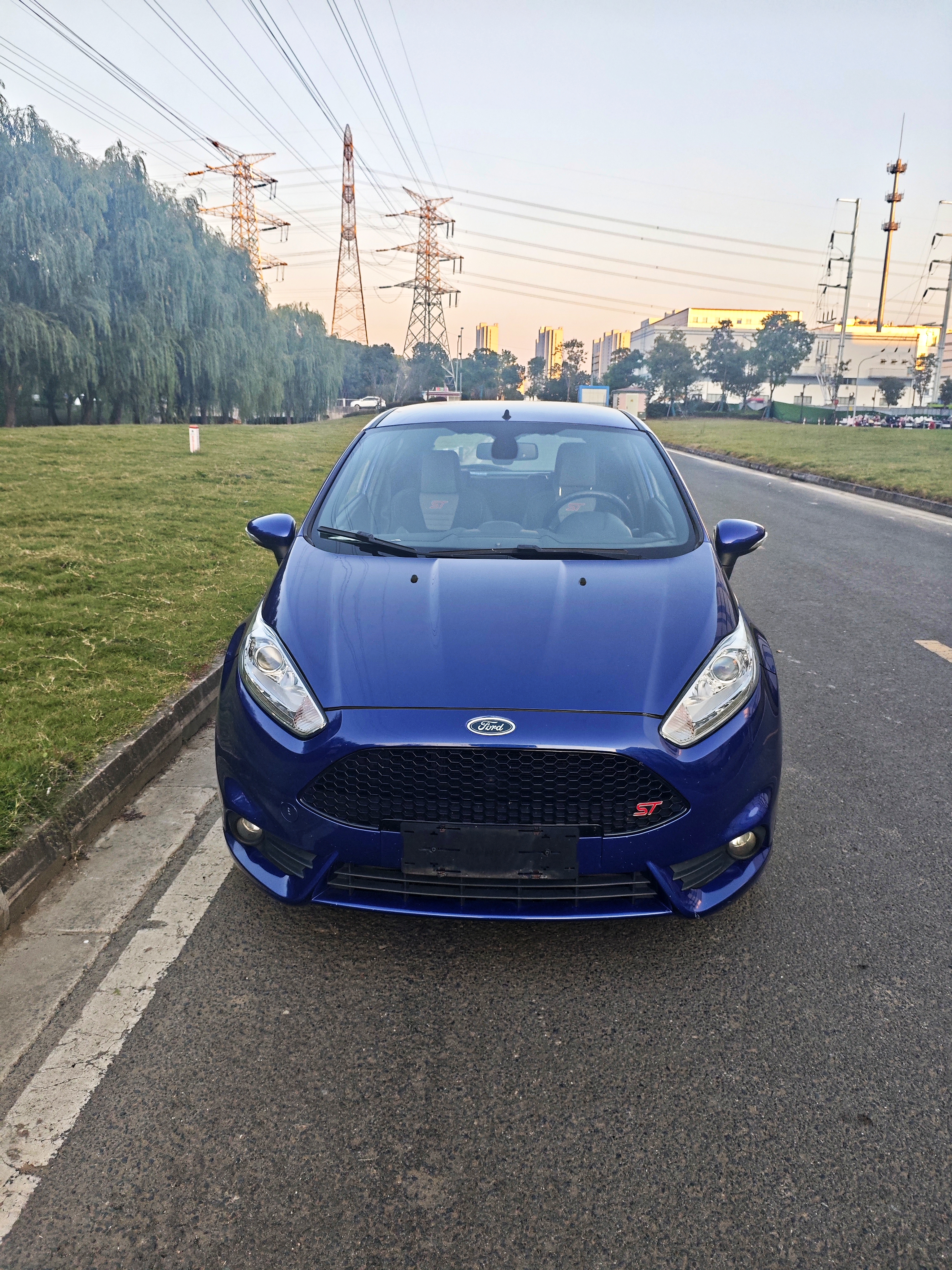 Ford Fiesta (Imported) 2016 car image 