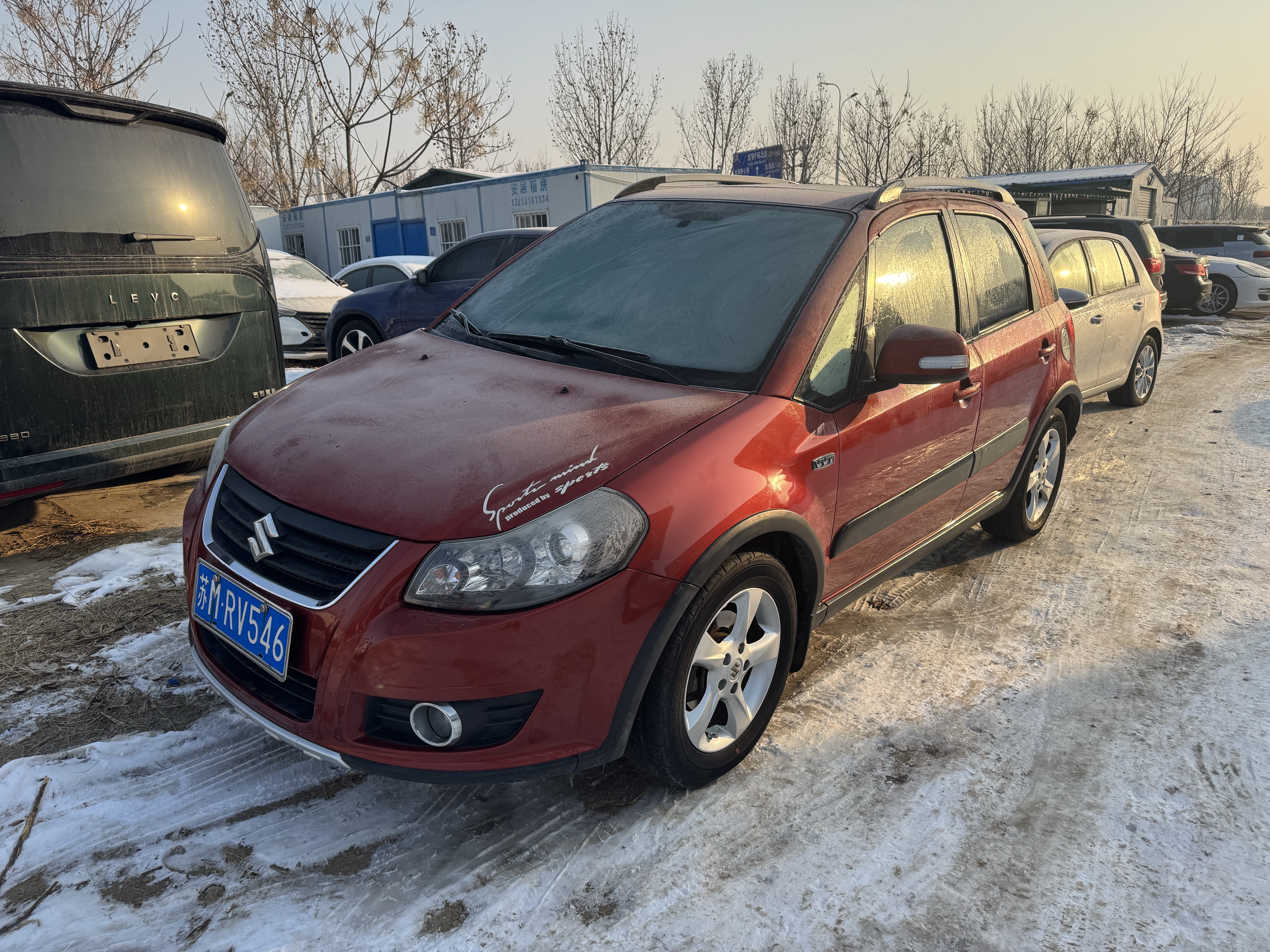 Suzuki SX4 2012 汽车图片 