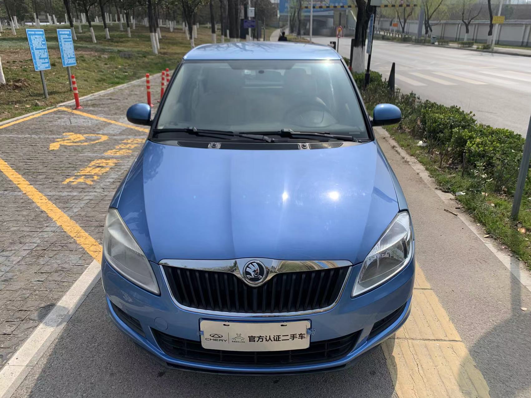 Skoda Fabia 2014 изображение автомобиля 