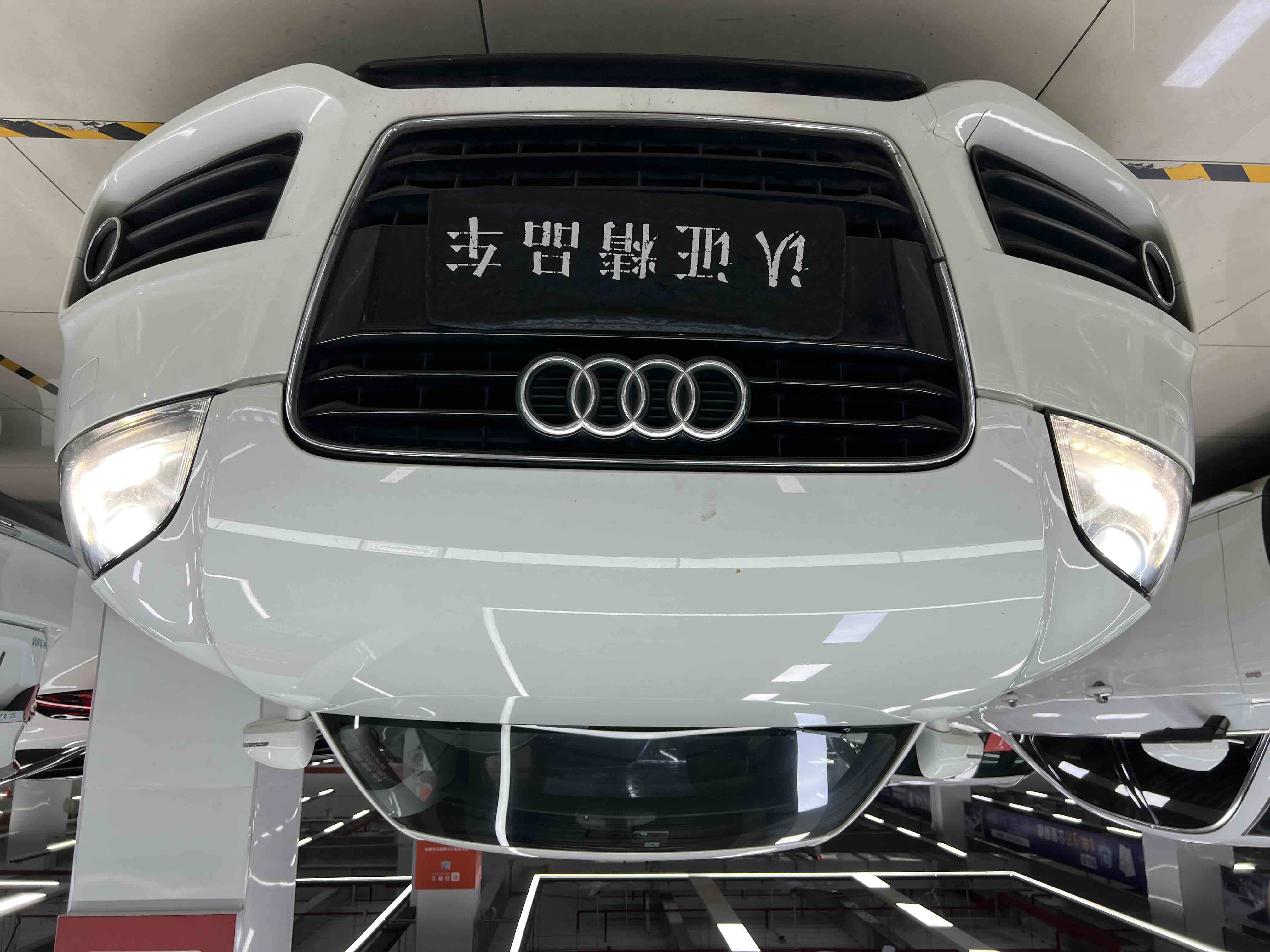 Audi TT 2012 Audi TT 2012 car image