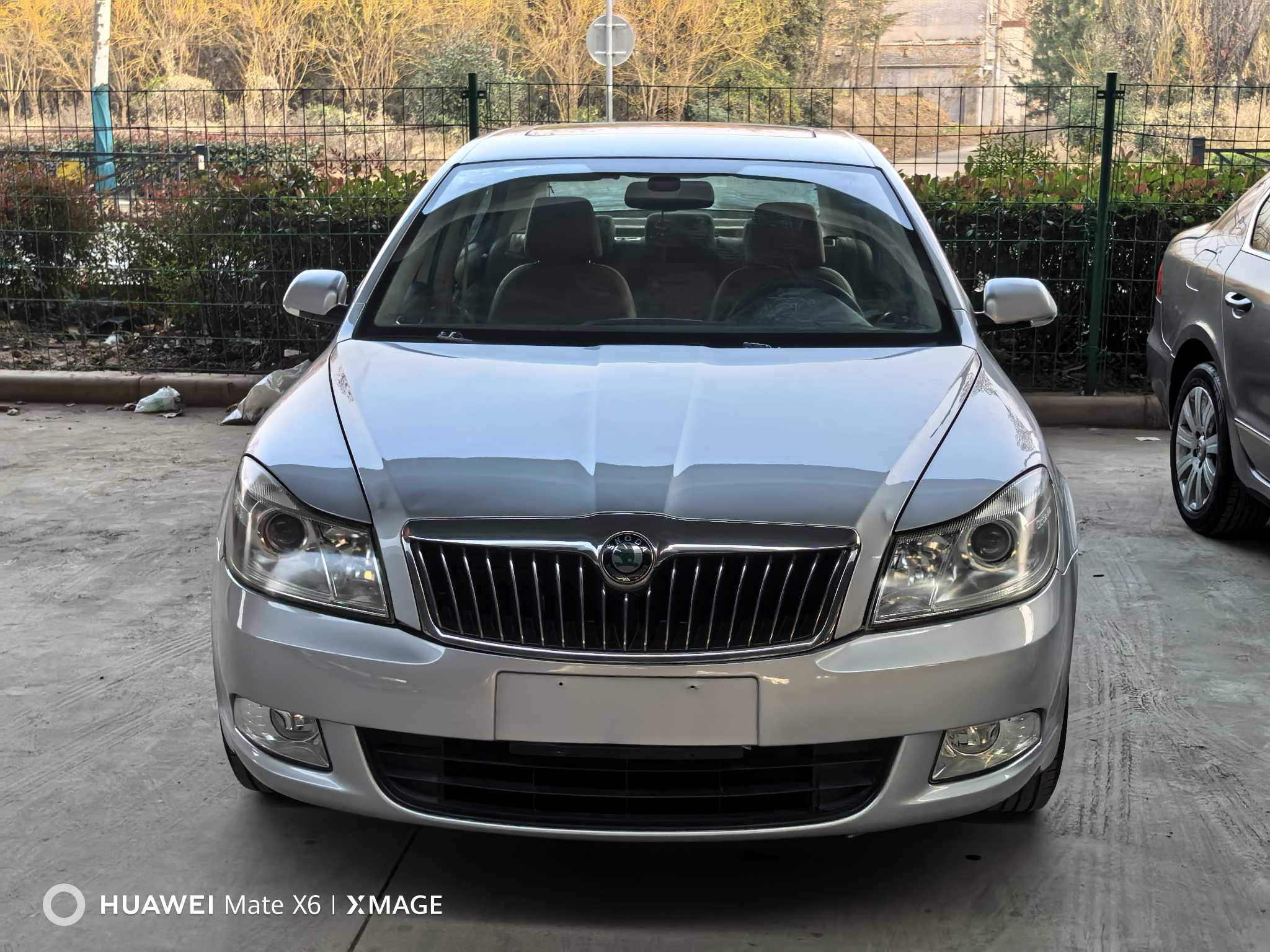 Skoda Octavia 2012 car image 