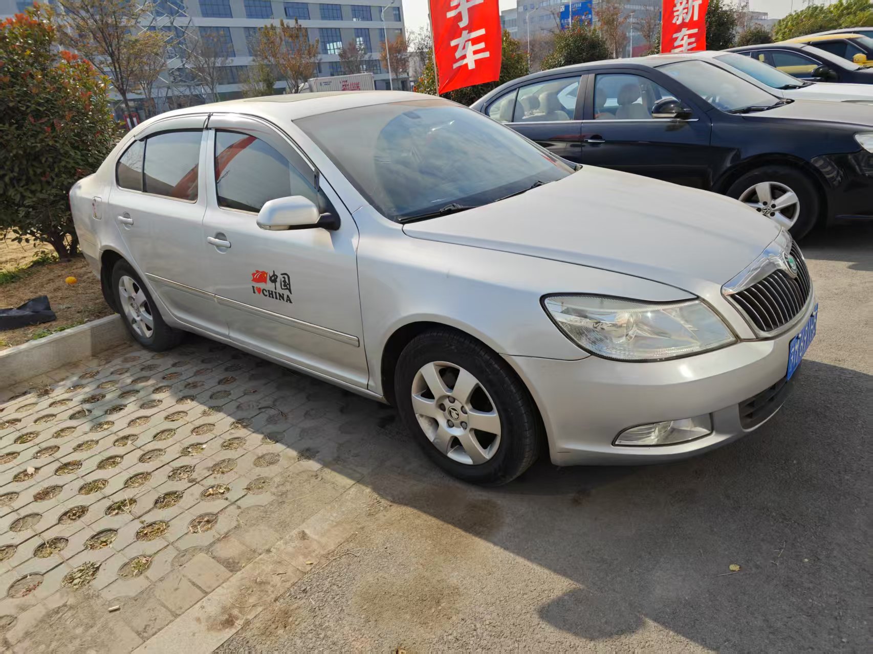 Skoda Octavia 2011 Skoda Octavia 2011 car image