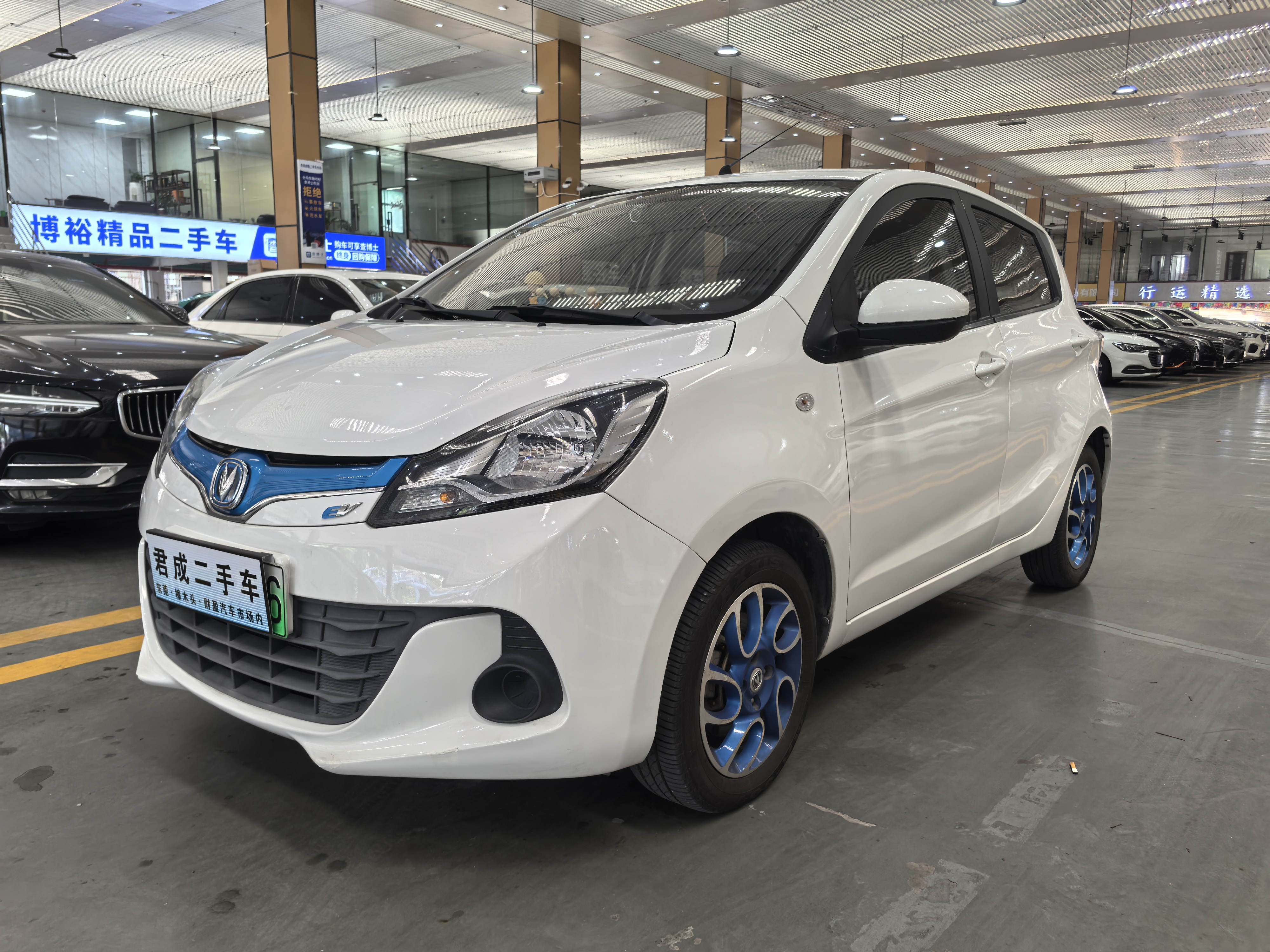 Changan BenBen EV 2017 car image 