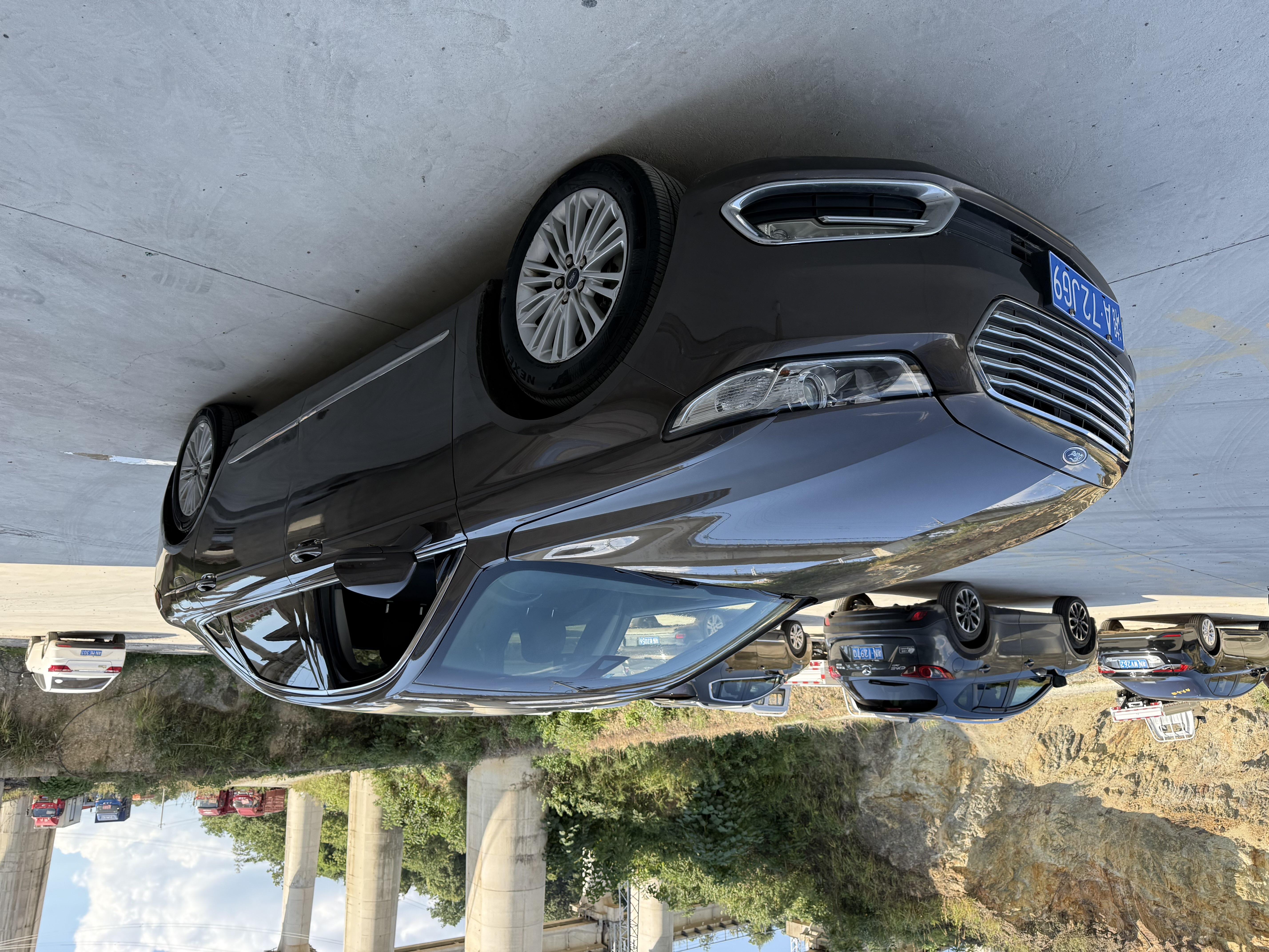 Ford Taurus 2016 car image 