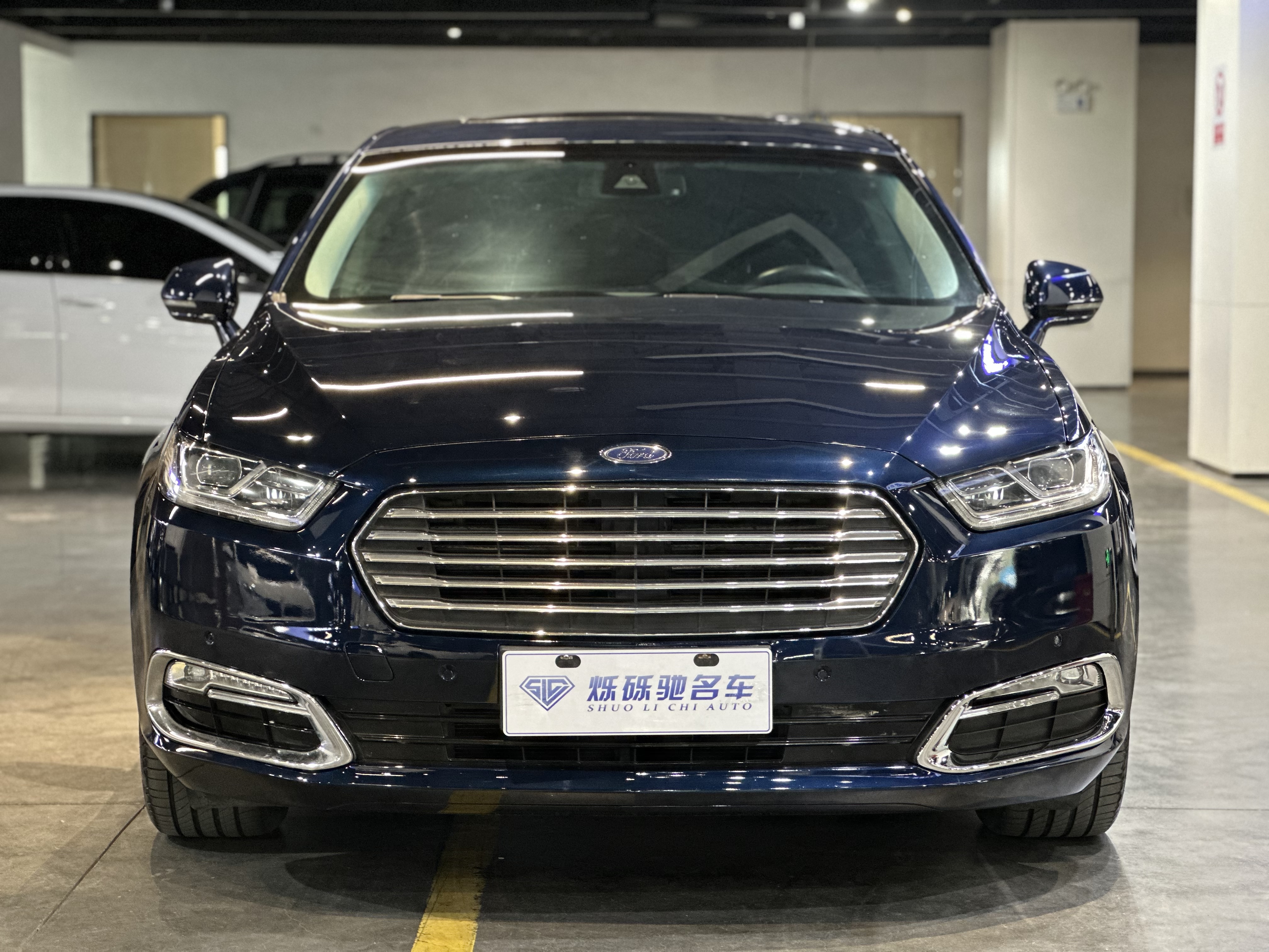 Ford Taurus 2016 car image 