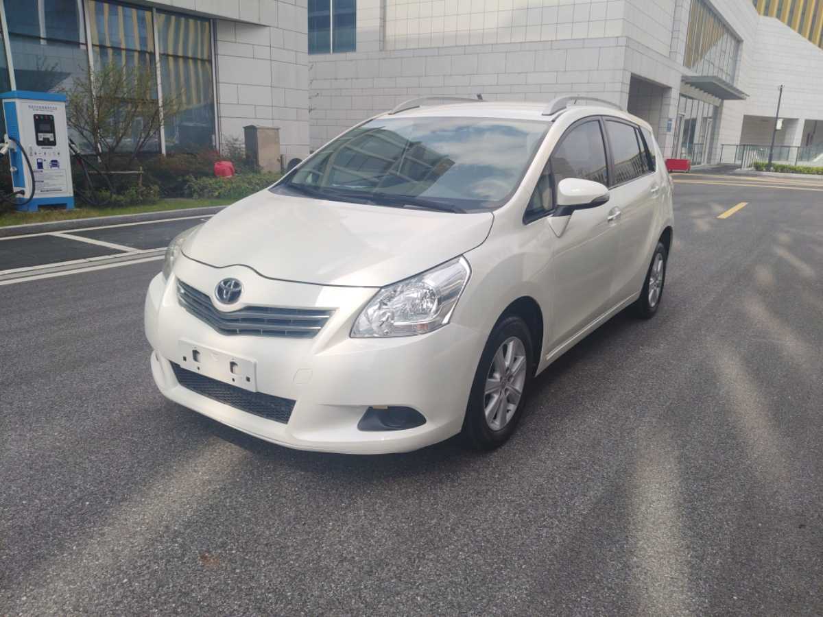 Toyota Verso 2014 car image 