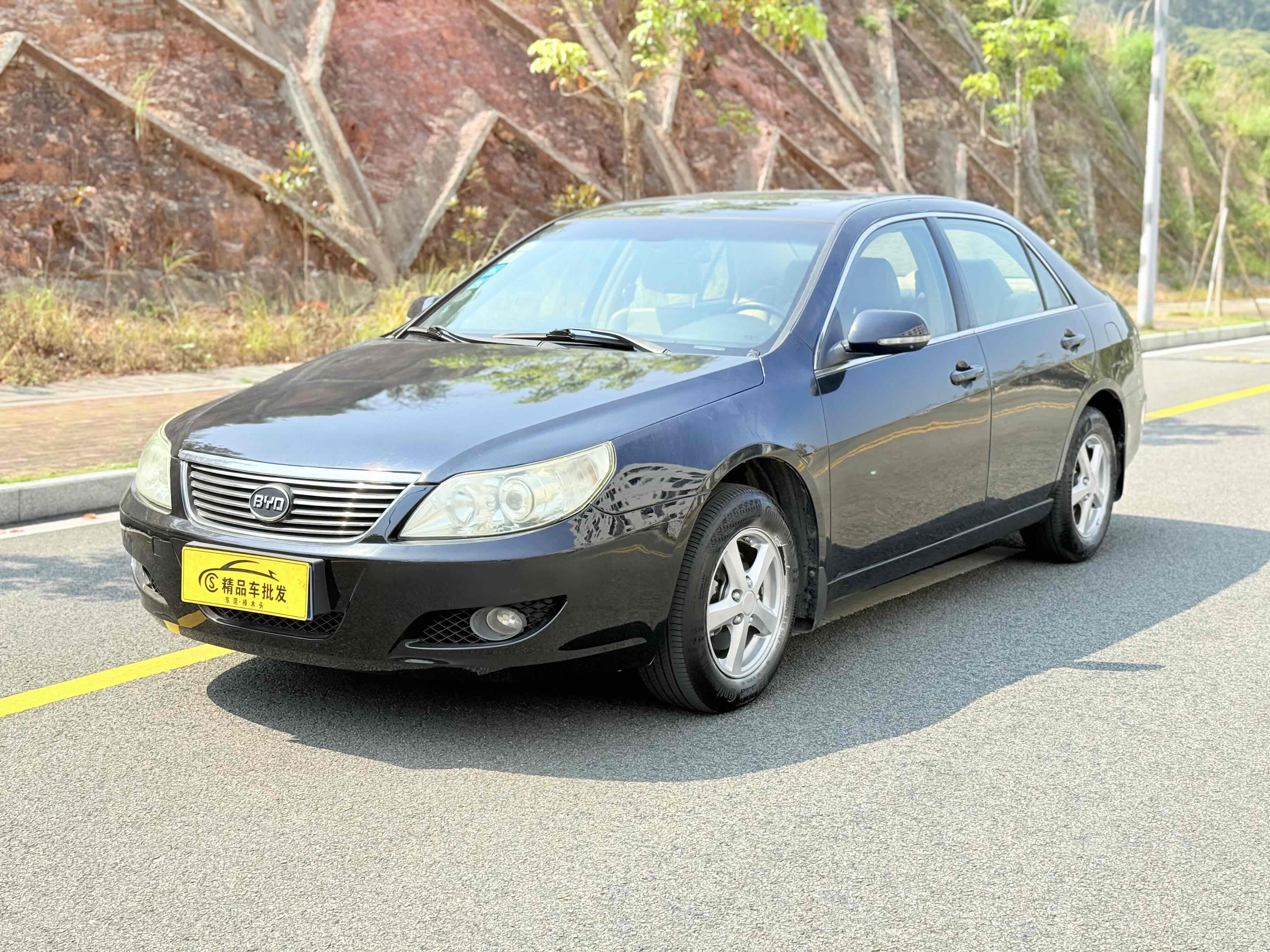 BYD F6 2010 car image 