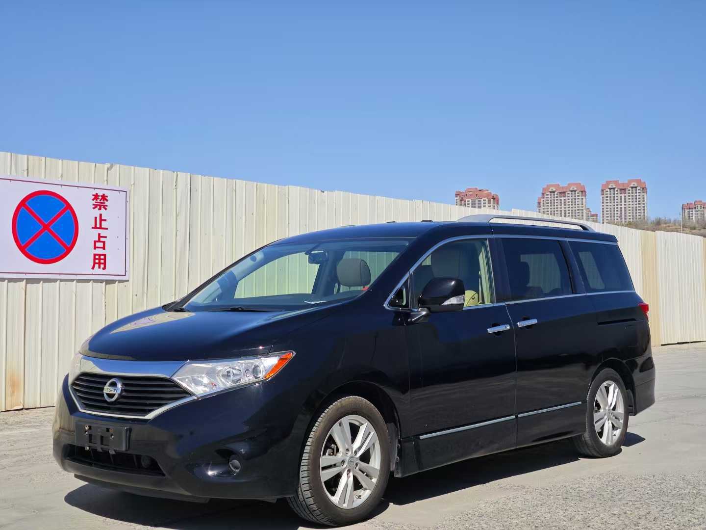 Nissan Quest 2014 汽车图片 