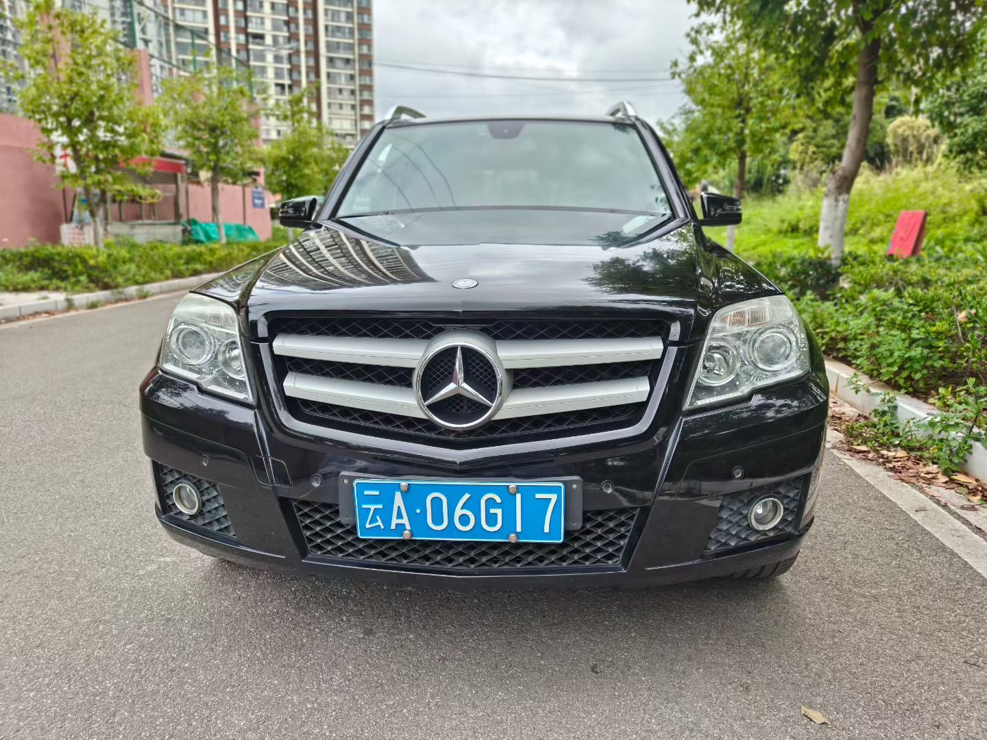 Mercedes-Benz GLK Class (Imported) 2011 Mercedes-Benz GLK Class (Imported) 2011 car image