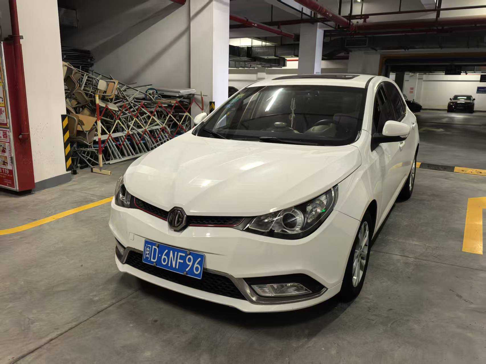 5 2014 5 2014 car image
