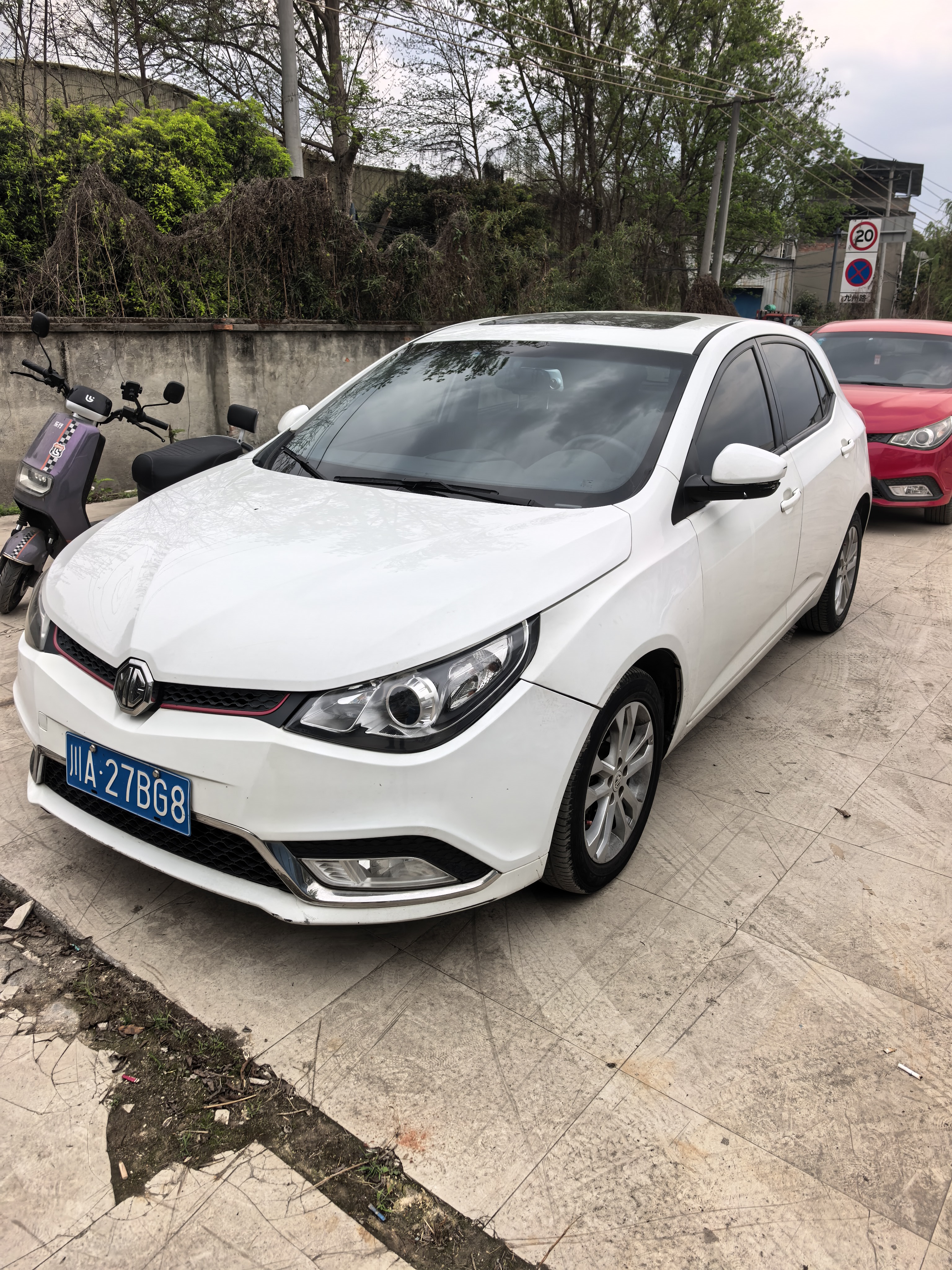 5 2014 5 2014 car image